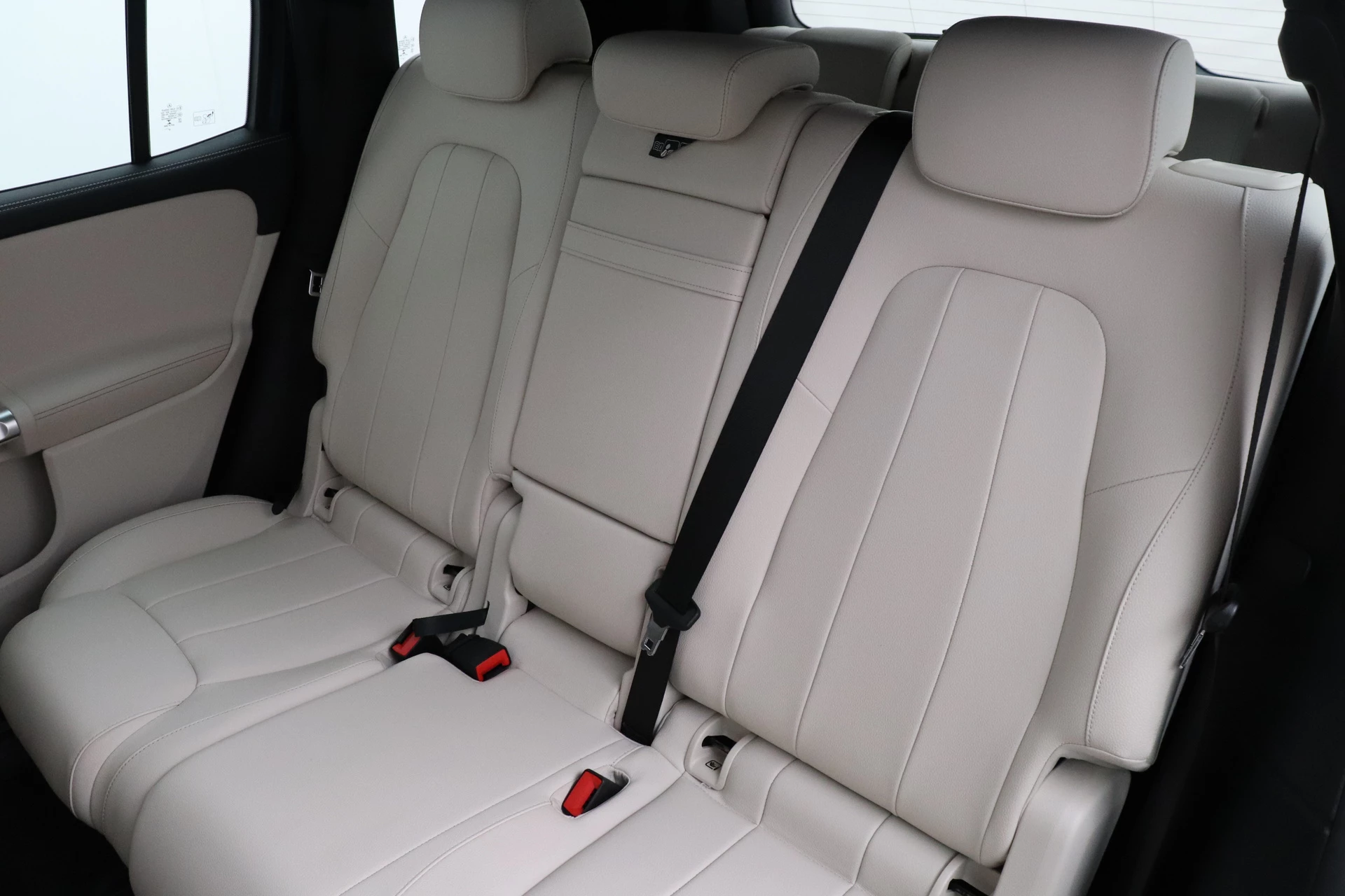 Hoofdafbeelding Mercedes-Benz EQB