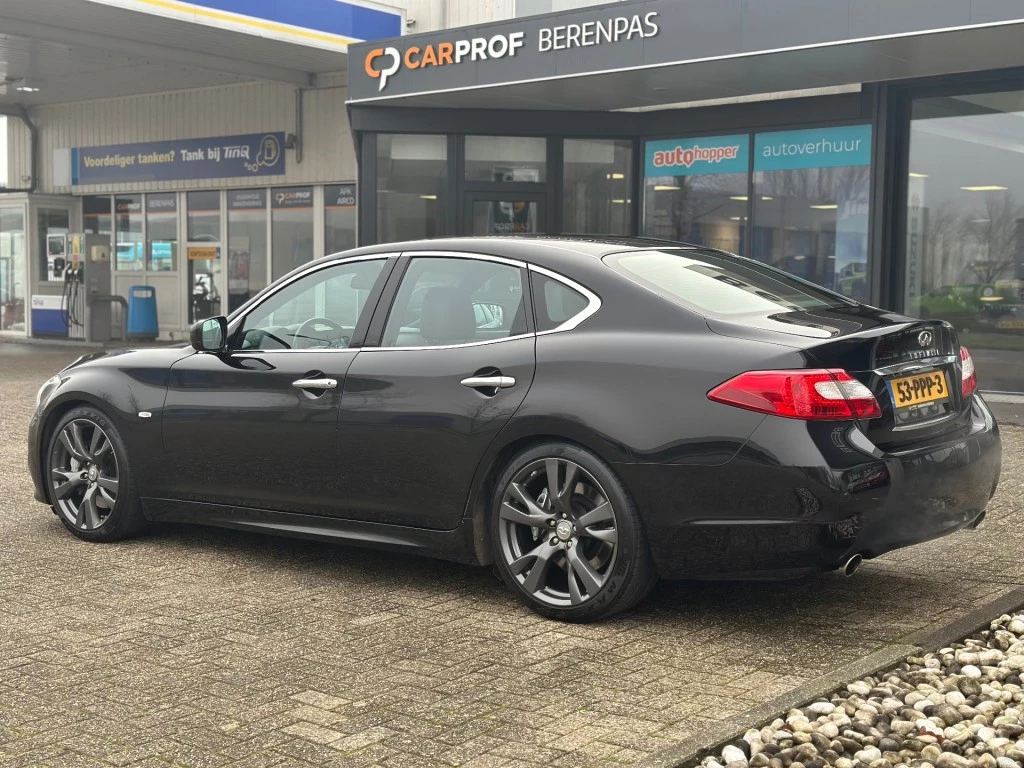 Hoofdafbeelding Infiniti M