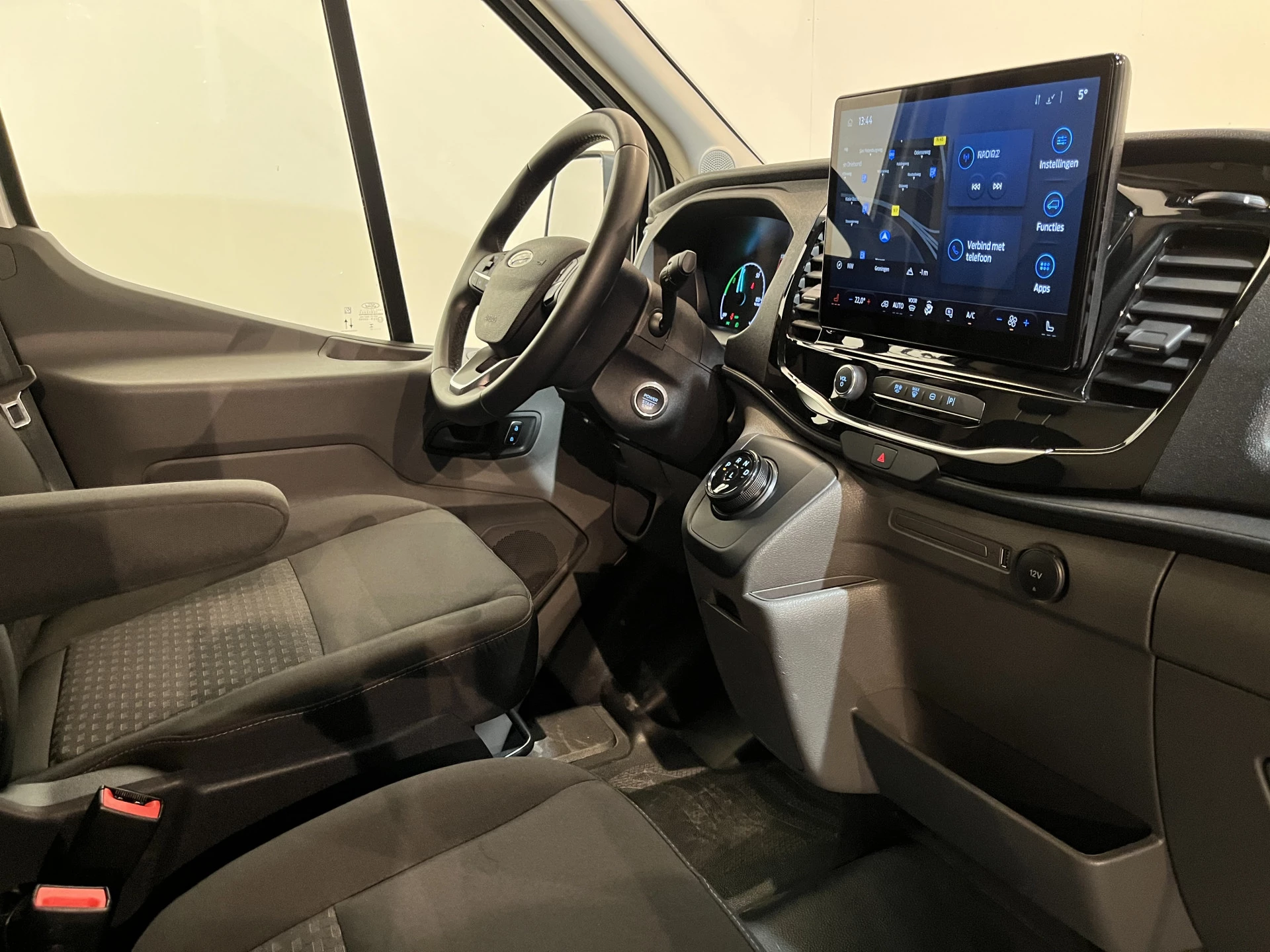 Hoofdafbeelding Ford E-Transit