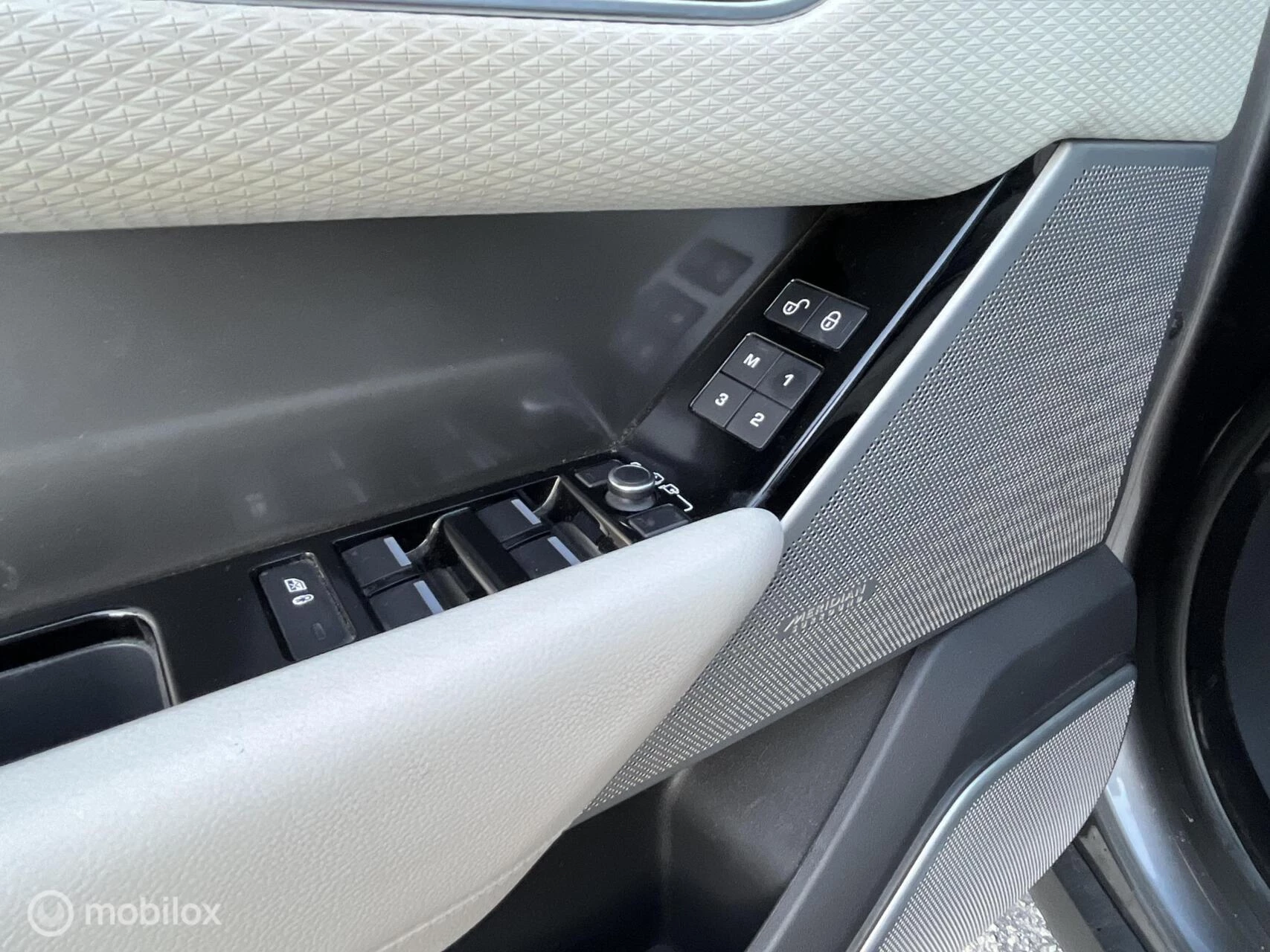 Hoofdafbeelding Land Rover Range Rover Velar