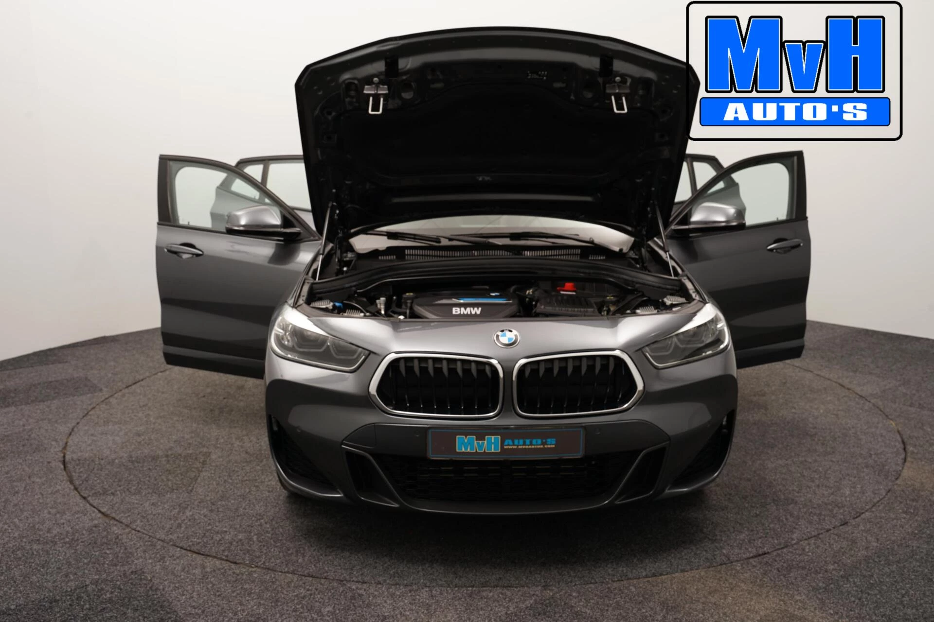 Hoofdafbeelding BMW X2