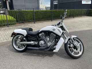 Harley Davidson Chopper VRSCF V-Rod Muscle STAGE.1 Vance & Hines Nl Geleverd 1e eigenaar