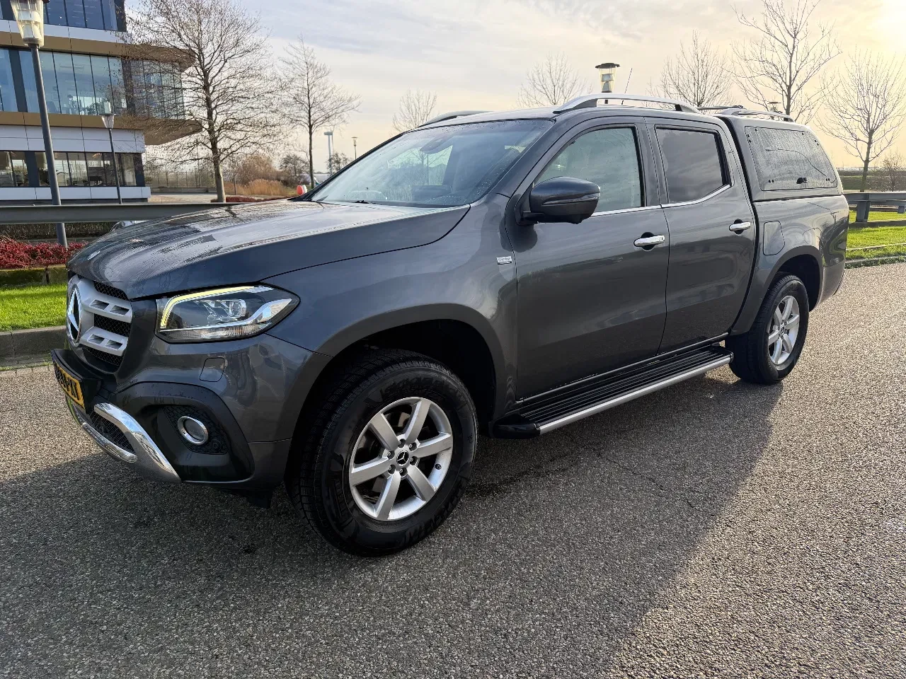 Hoofdafbeelding Mercedes-Benz X-Klasse