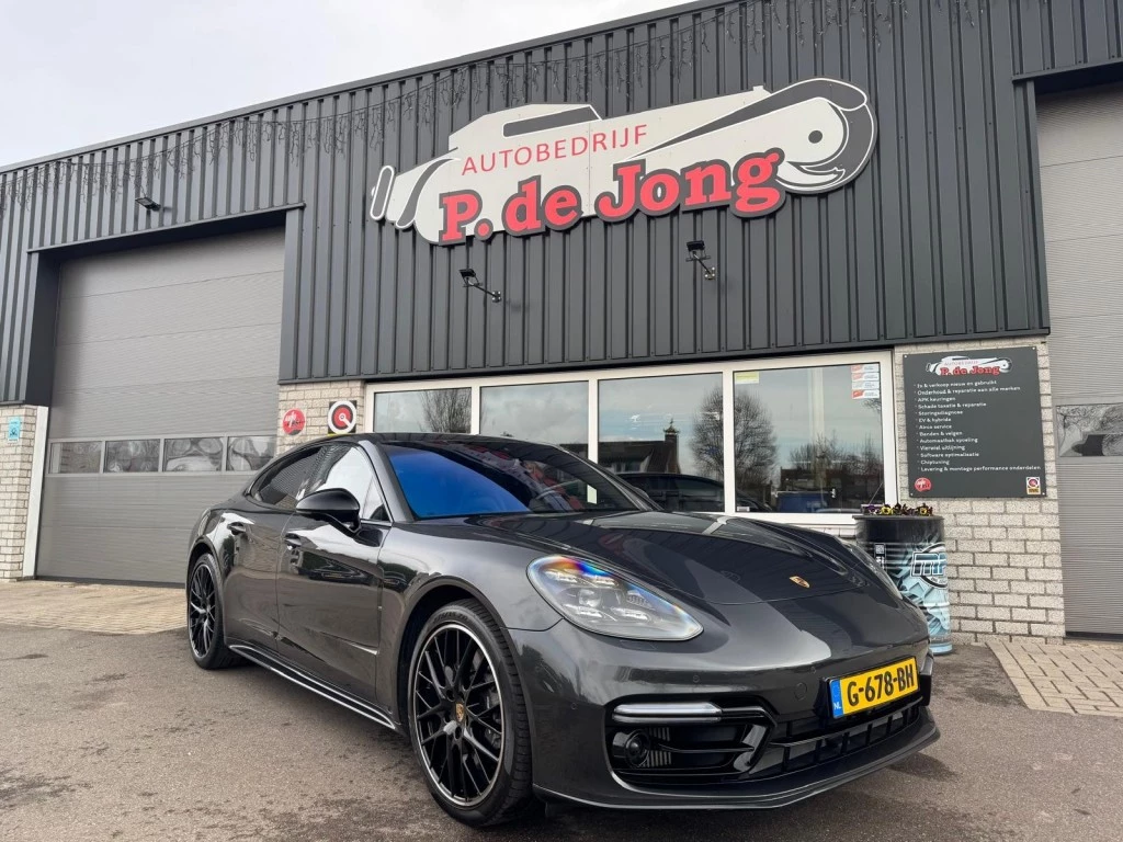 Hoofdafbeelding Porsche Panamera