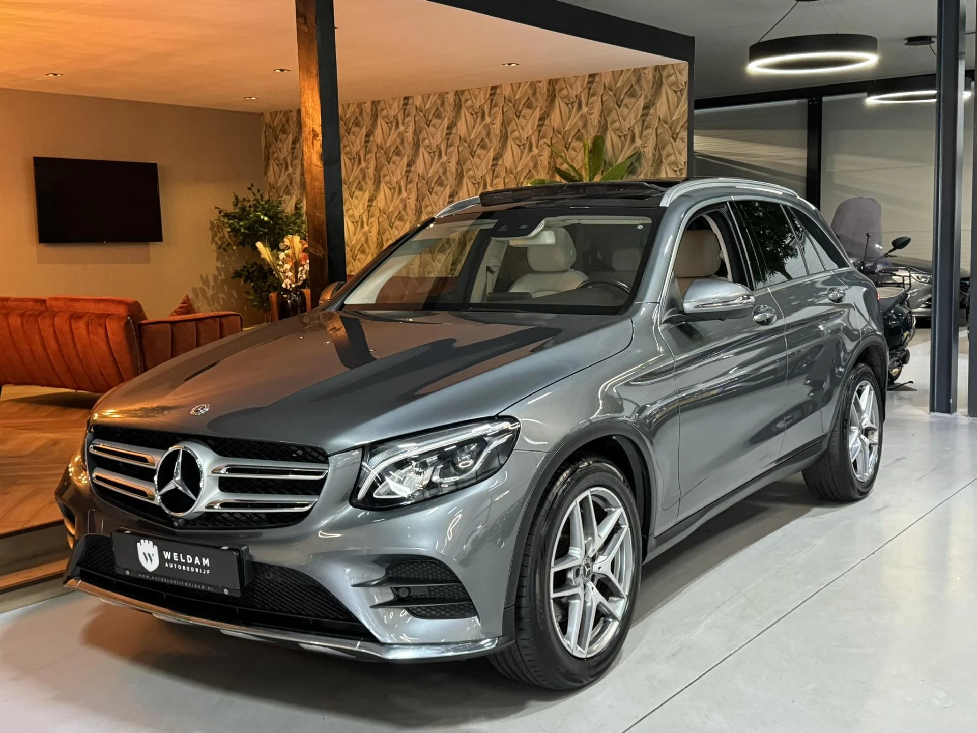 Hoofdafbeelding Mercedes-Benz GLC