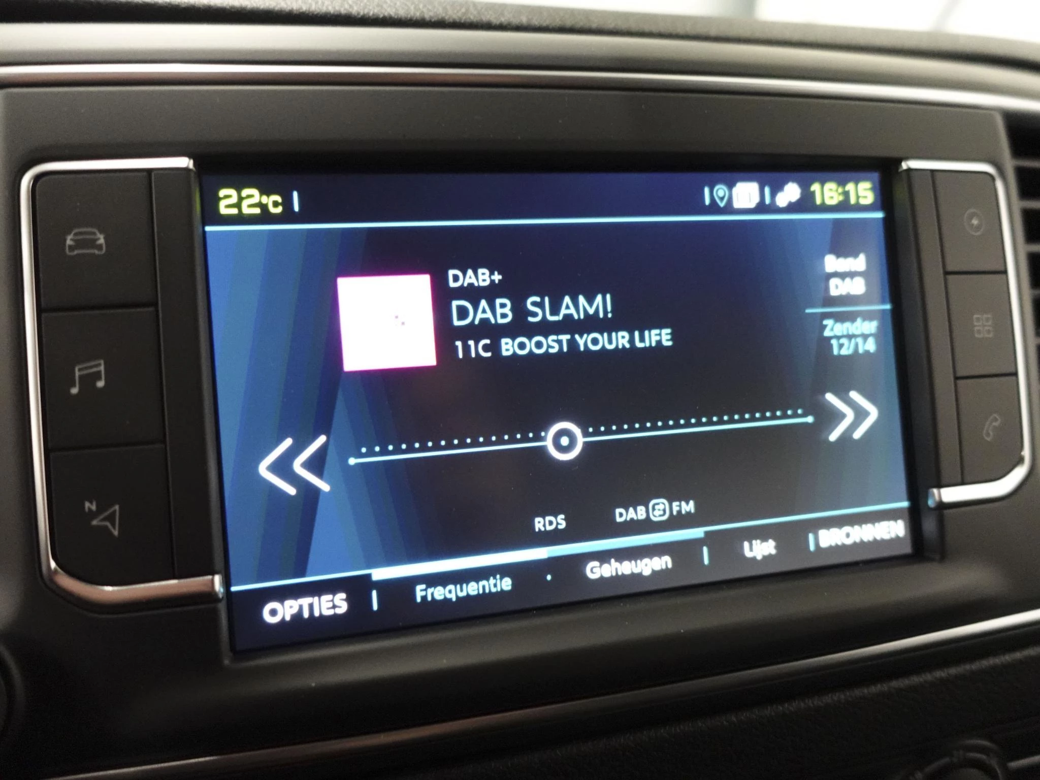 Hoofdafbeelding Peugeot e-Expert