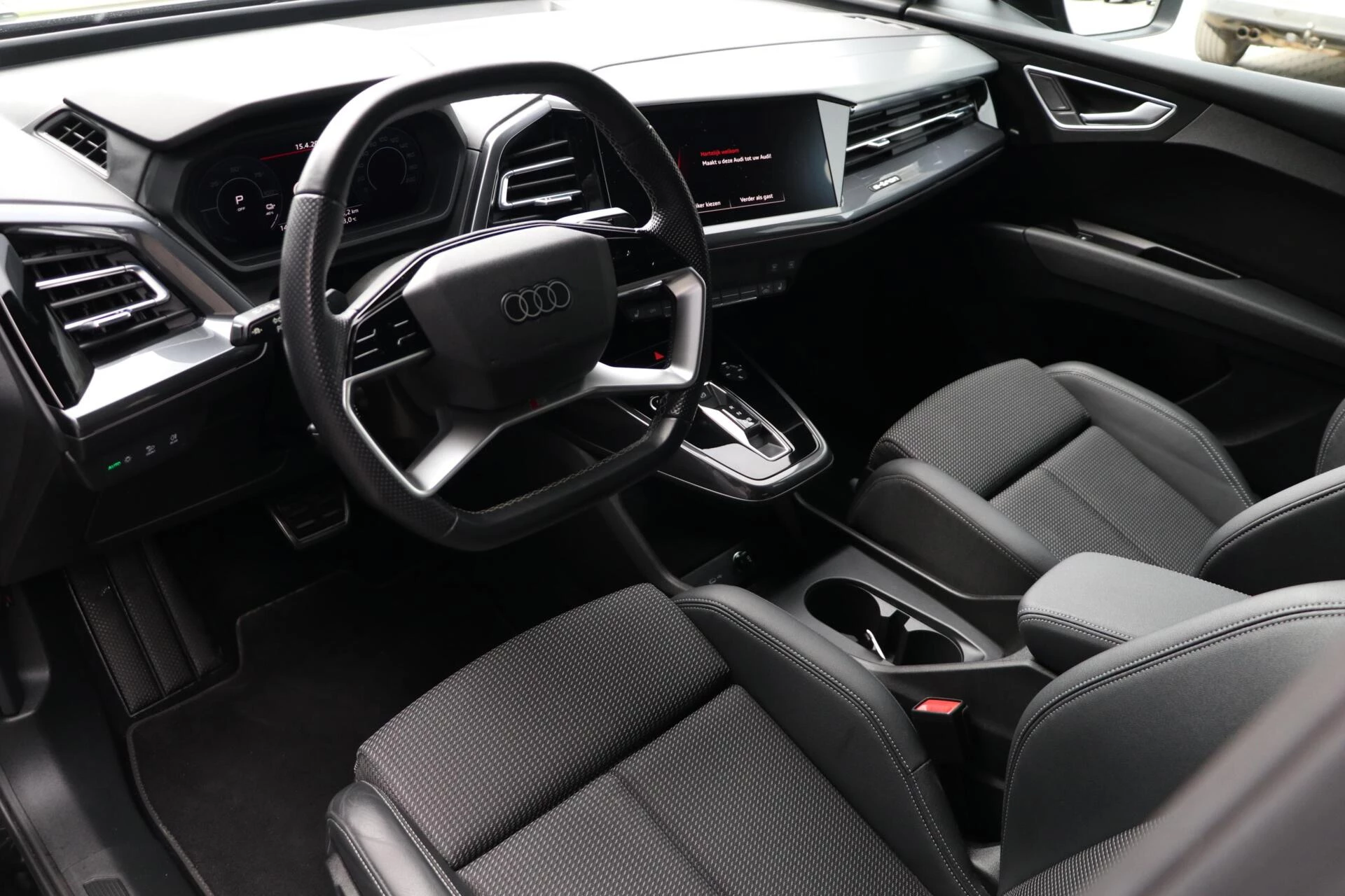 Hoofdafbeelding Audi Q4 e-tron