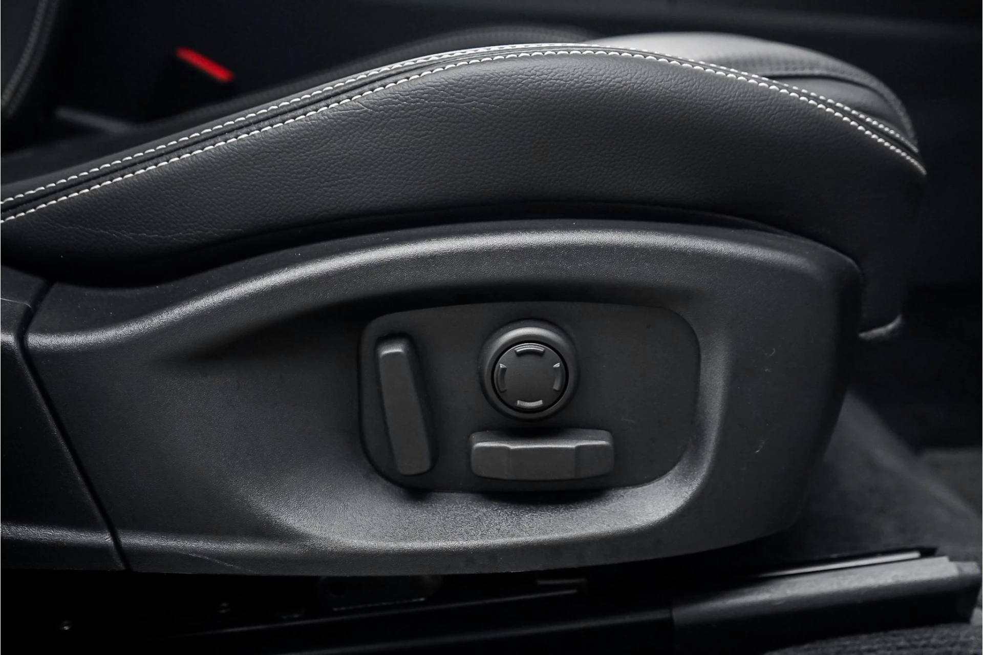 Hoofdafbeelding Jaguar E-PACE