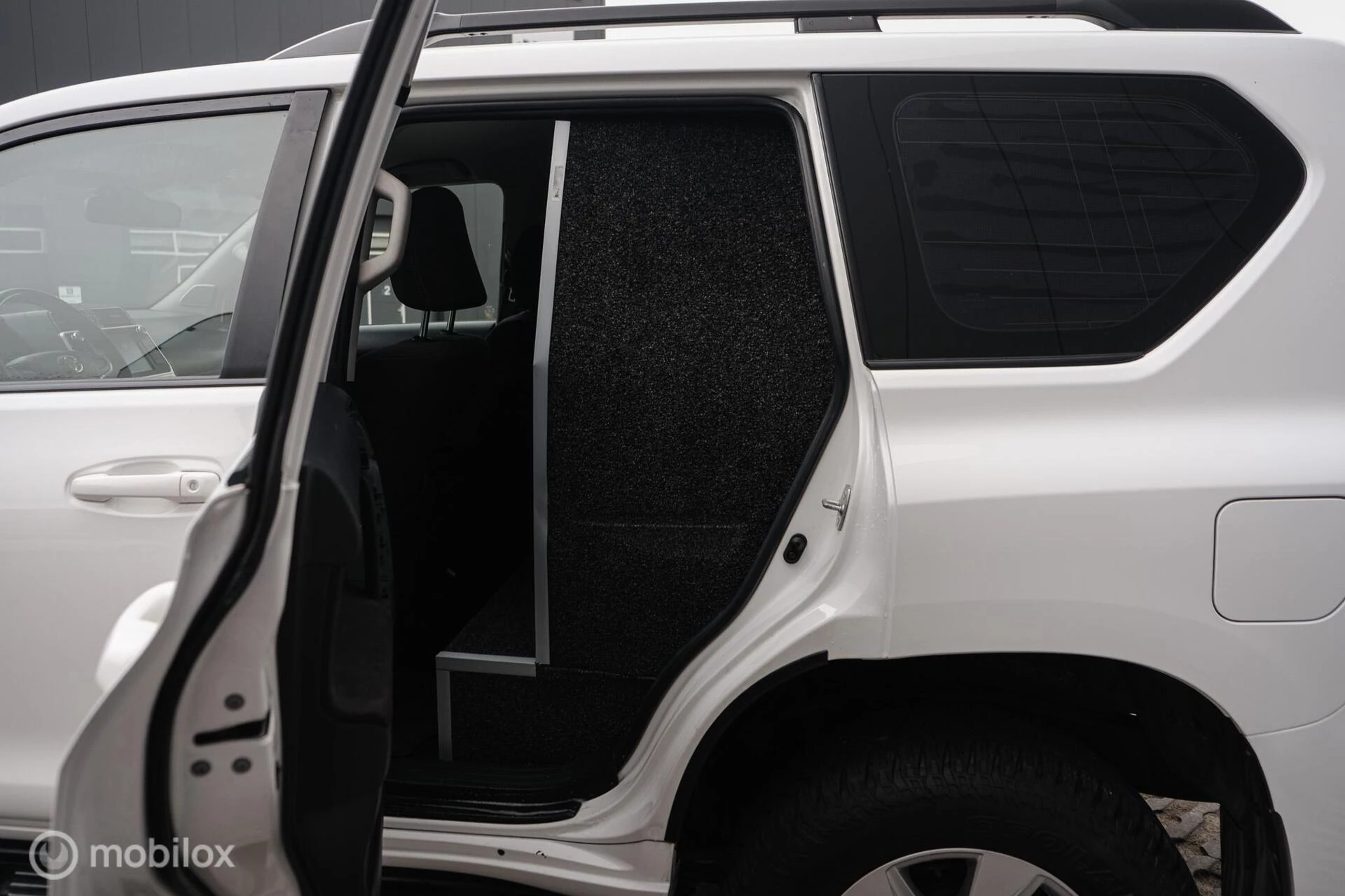 Hoofdafbeelding Toyota Land Cruiser