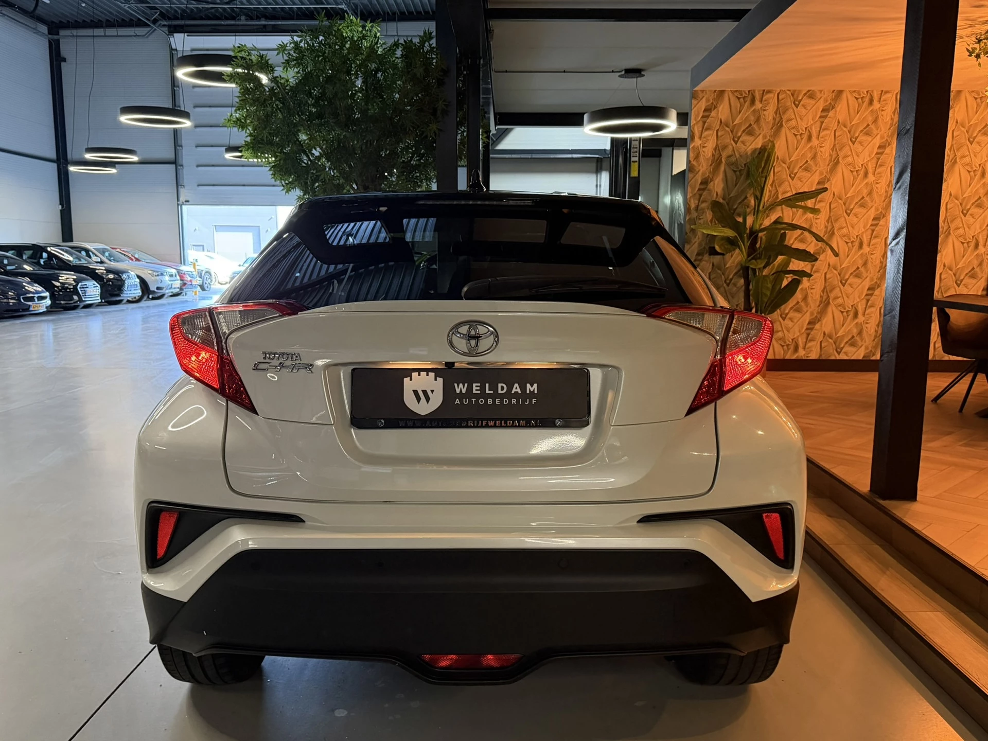 Hoofdafbeelding Toyota C-HR