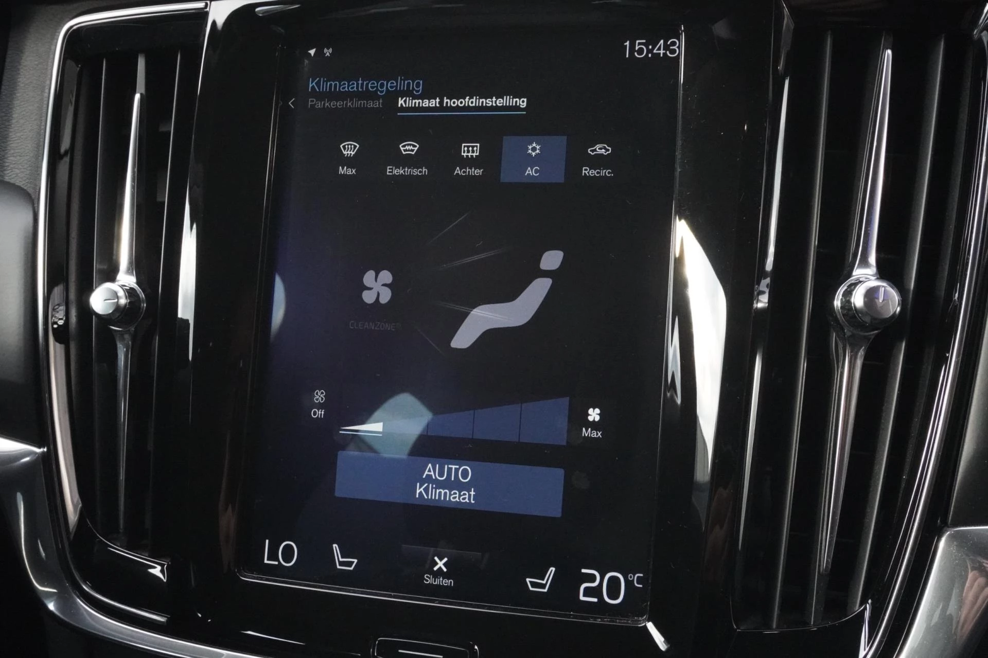 Hoofdafbeelding Volvo V90