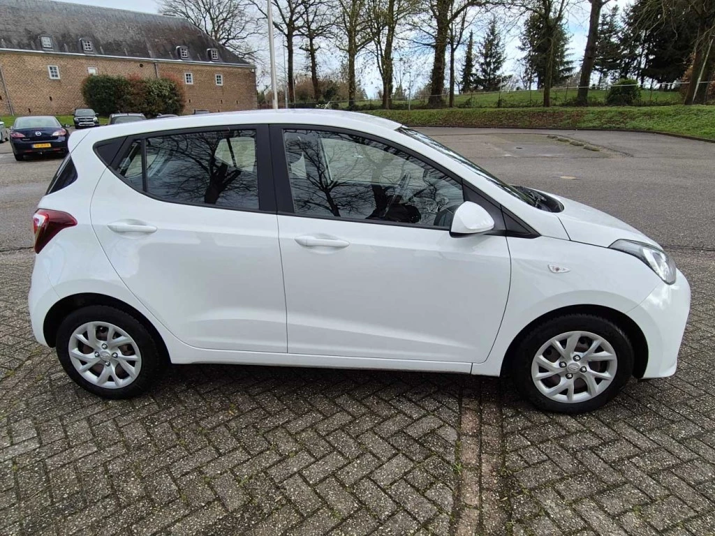 Hoofdafbeelding Hyundai i10