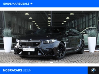 BMW M5 5 Serie Automaat / Panoramadak / M Multifunctionele voorstoelen / Stoelventilatie / Bowers & Wilkins / Comfort Access / Adaptieve LED / Parking Assistant Plus / Stuurverwarming