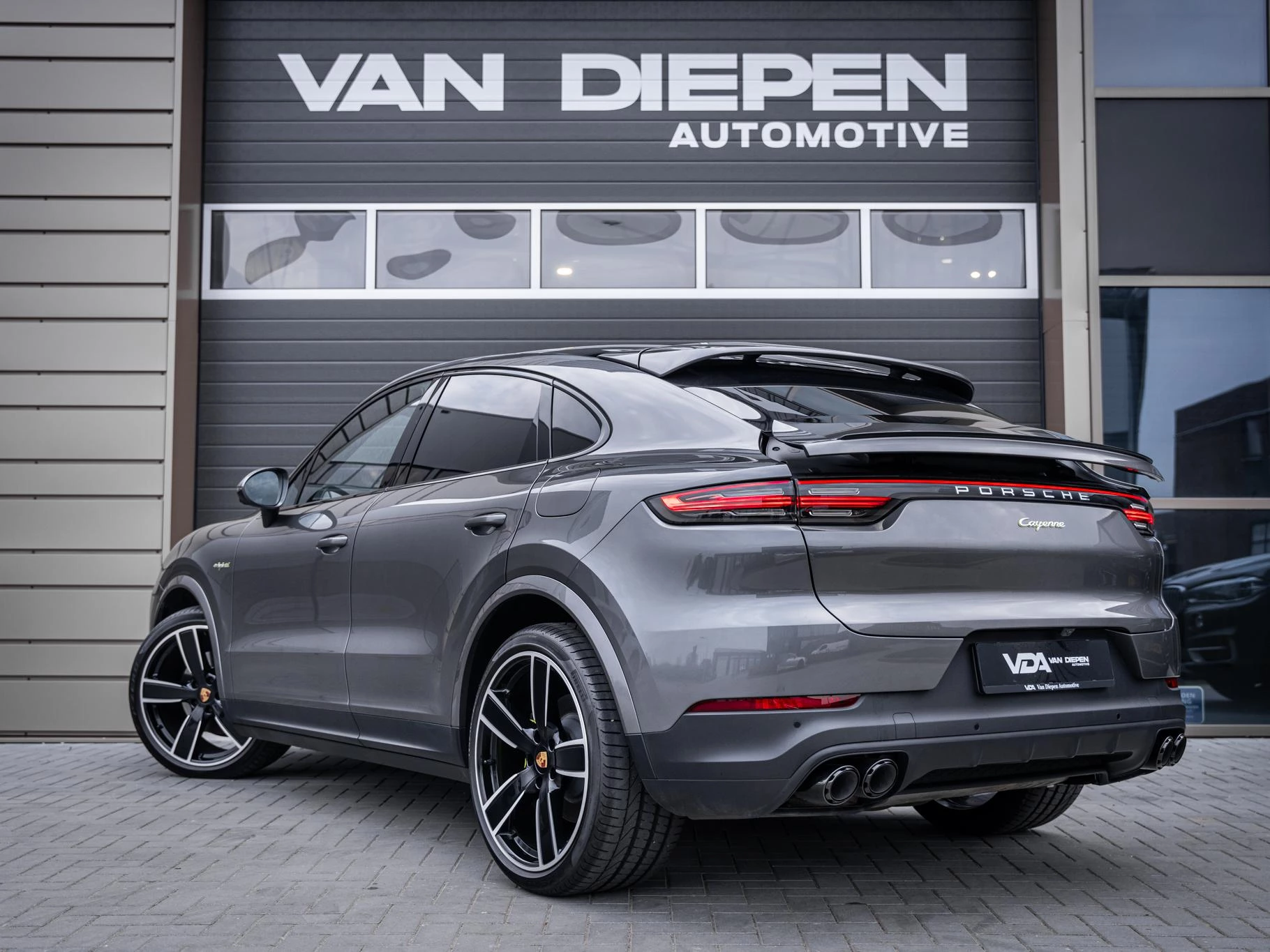 Hoofdafbeelding Porsche Cayenne