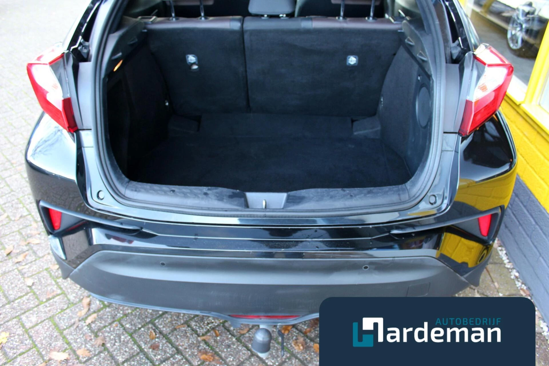 Hoofdafbeelding Toyota C-HR