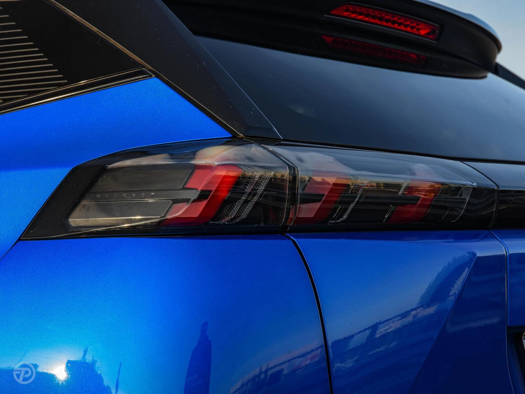 Hoofdafbeelding Peugeot e-2008