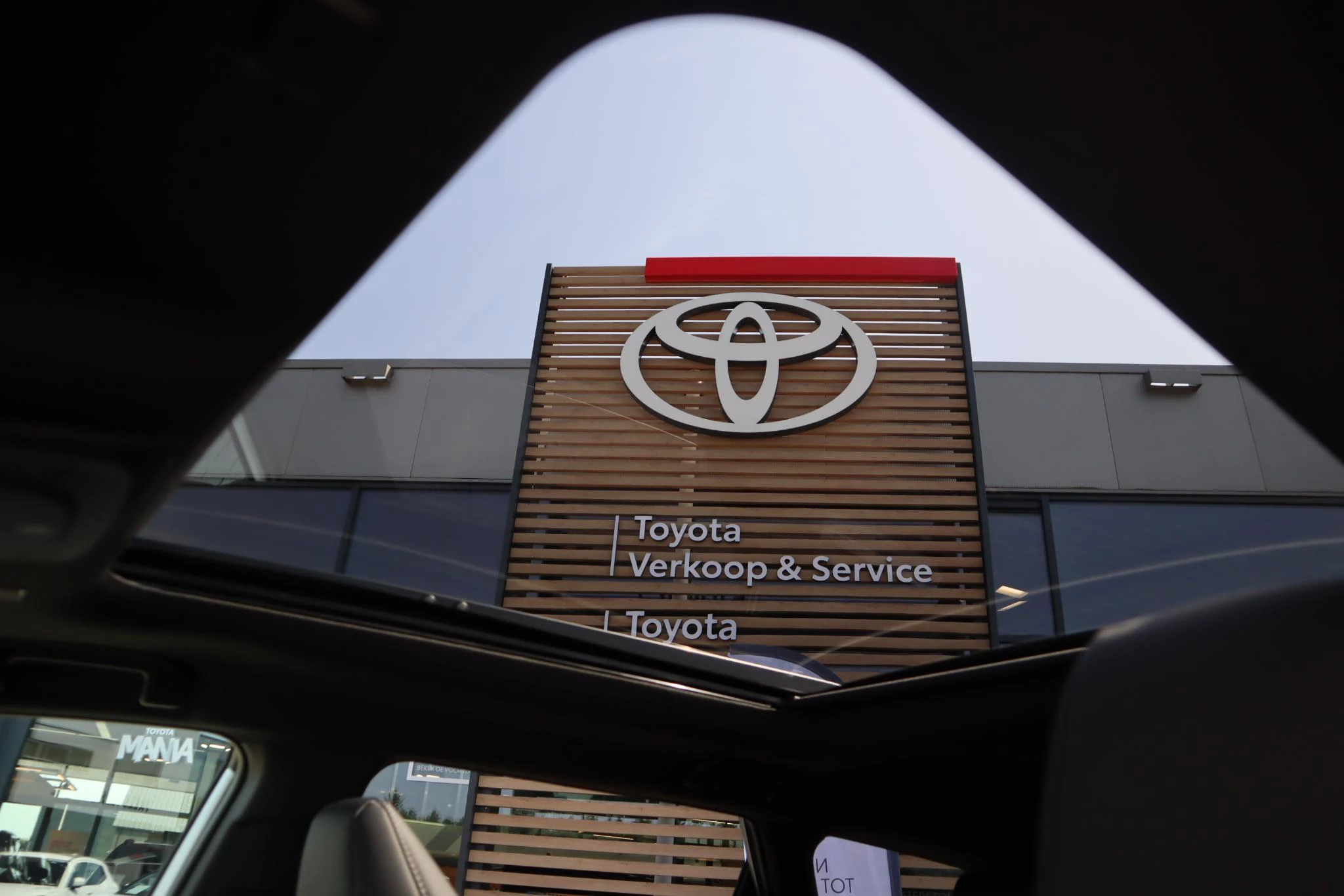 Hoofdafbeelding Toyota bZ4X