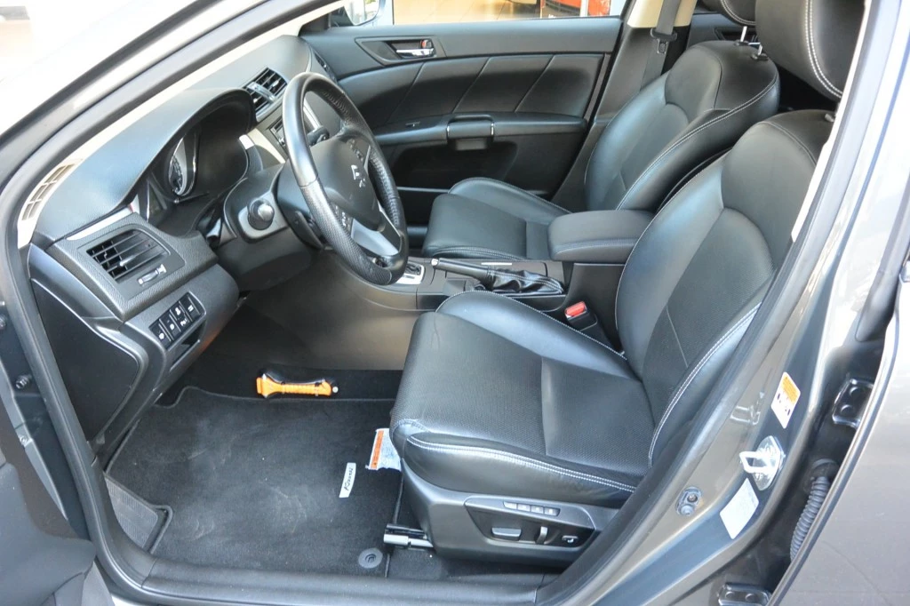 Hoofdafbeelding Suzuki Kizashi
