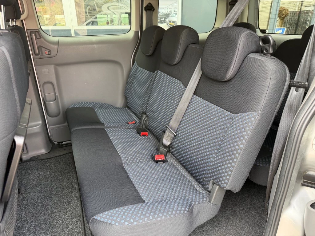 Hoofdafbeelding Nissan NV200