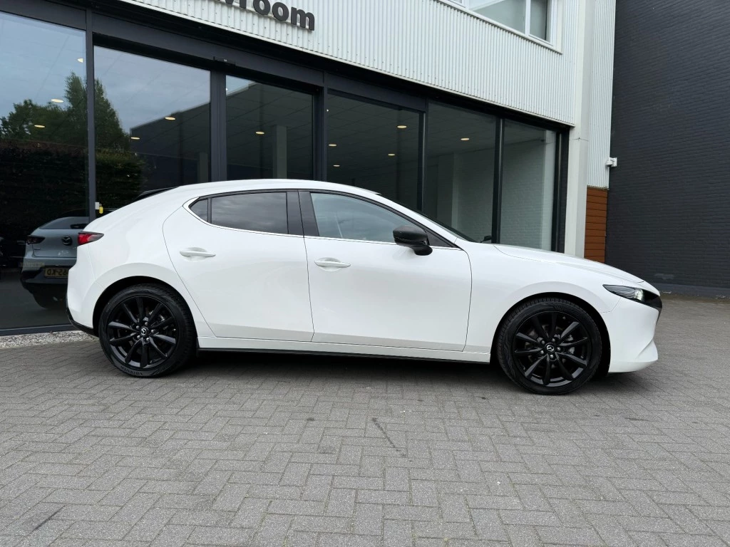 Hoofdafbeelding Mazda 3
