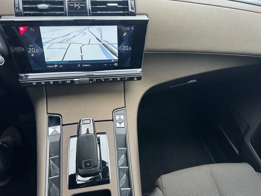 Hoofdafbeelding DS DS 7