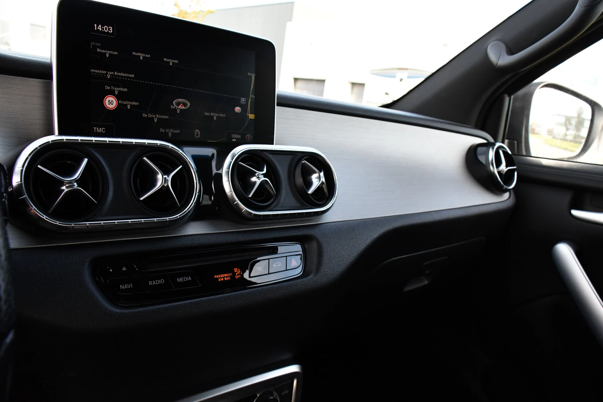 Hoofdafbeelding Mercedes-Benz X-Klasse