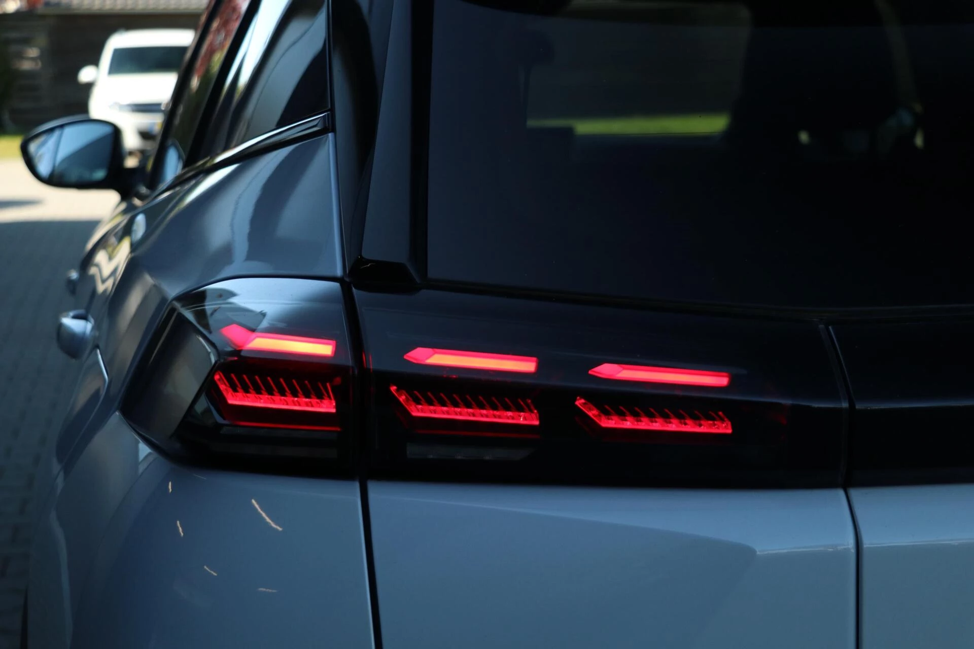 Hoofdafbeelding Peugeot e-2008