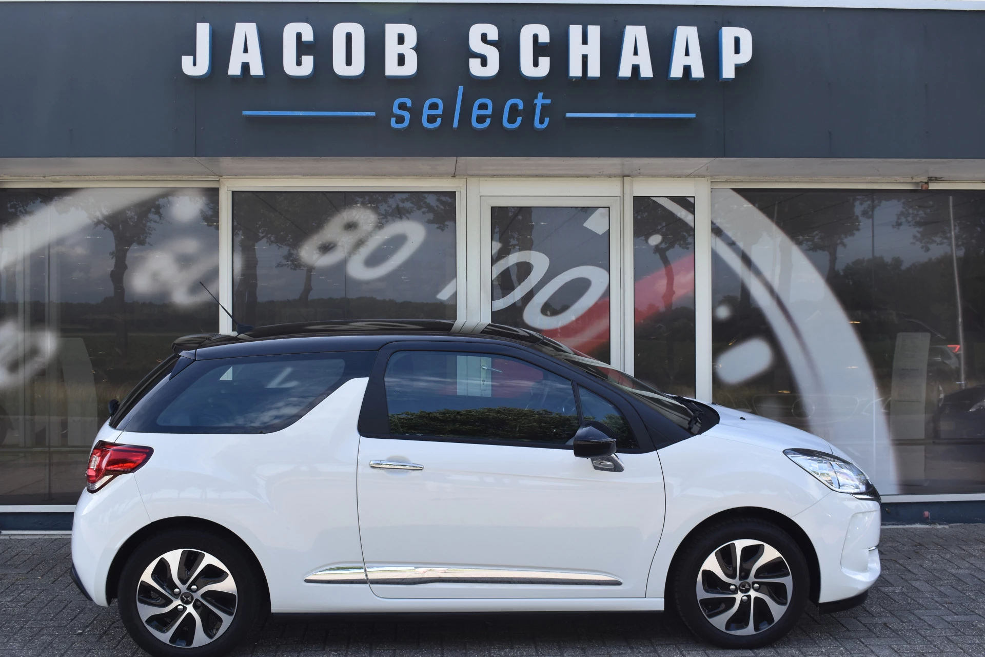 Hoofdafbeelding DS DS 3