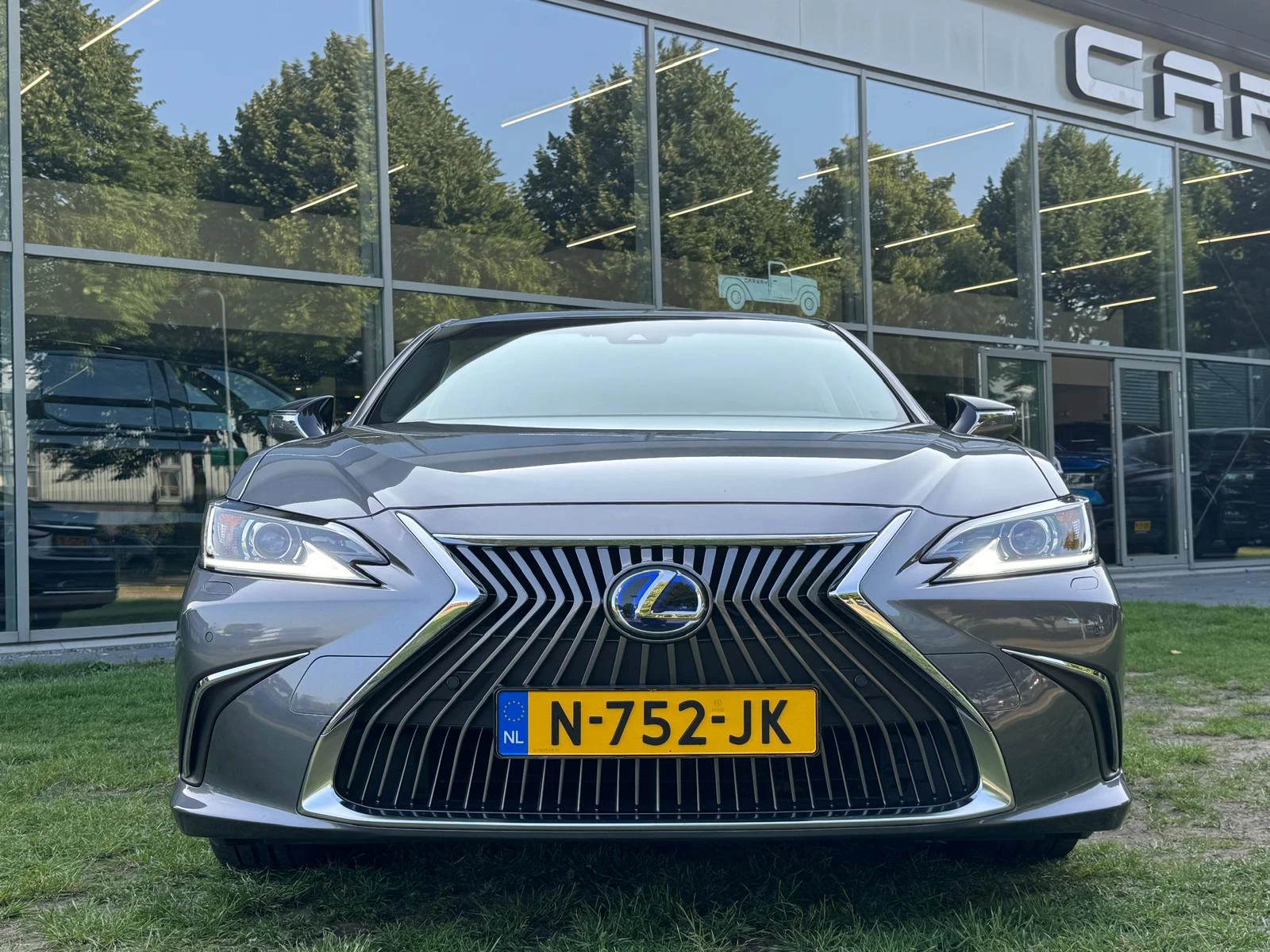 Hoofdafbeelding Lexus ES
