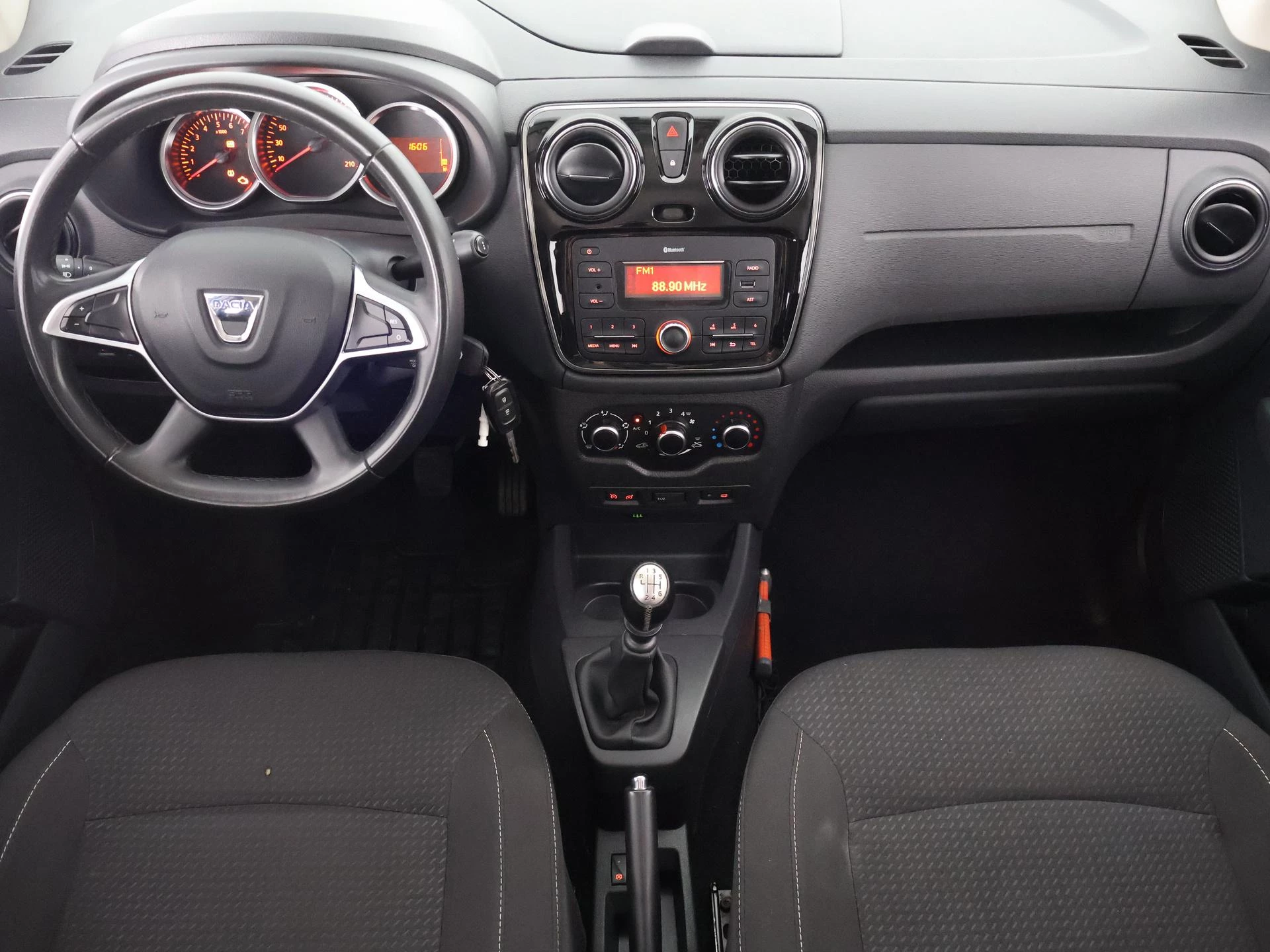 Hoofdafbeelding Dacia Lodgy