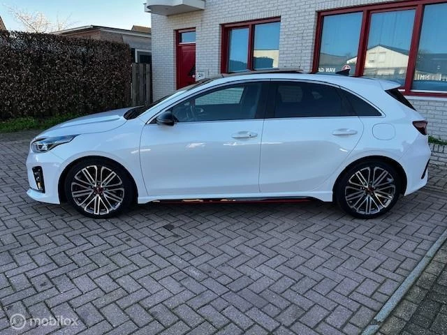 Hoofdafbeelding Kia Ceed