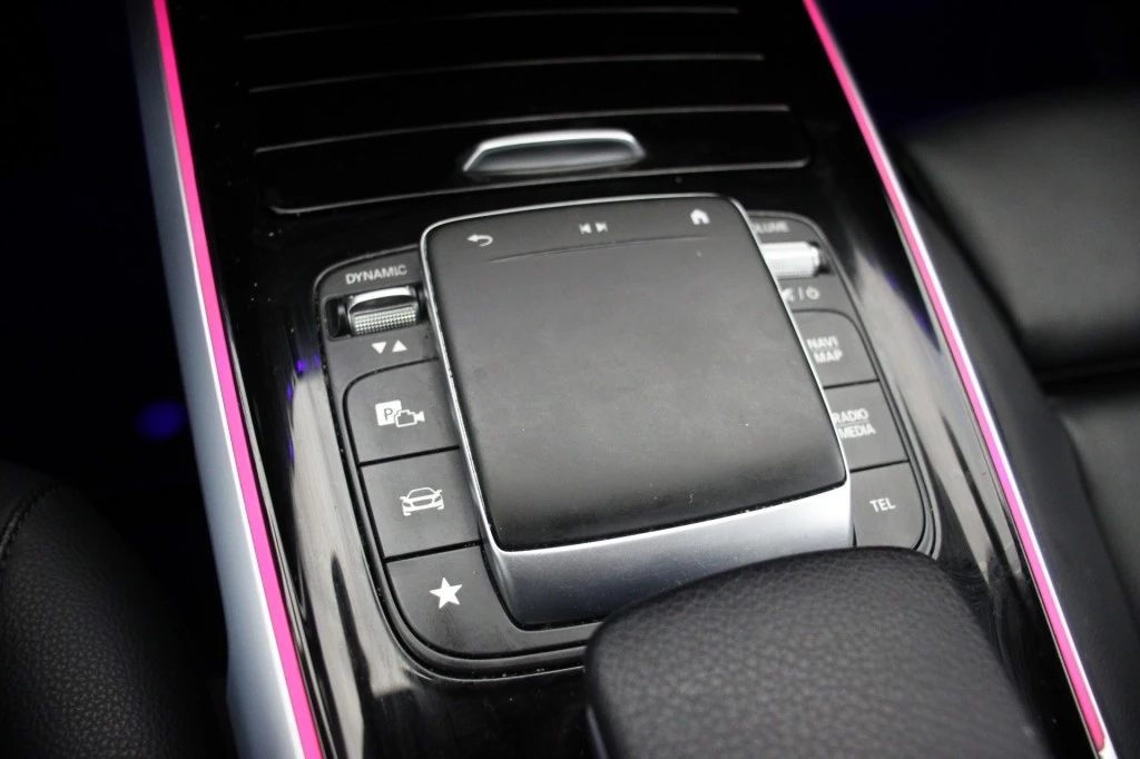 Hoofdafbeelding Mercedes-Benz EQB