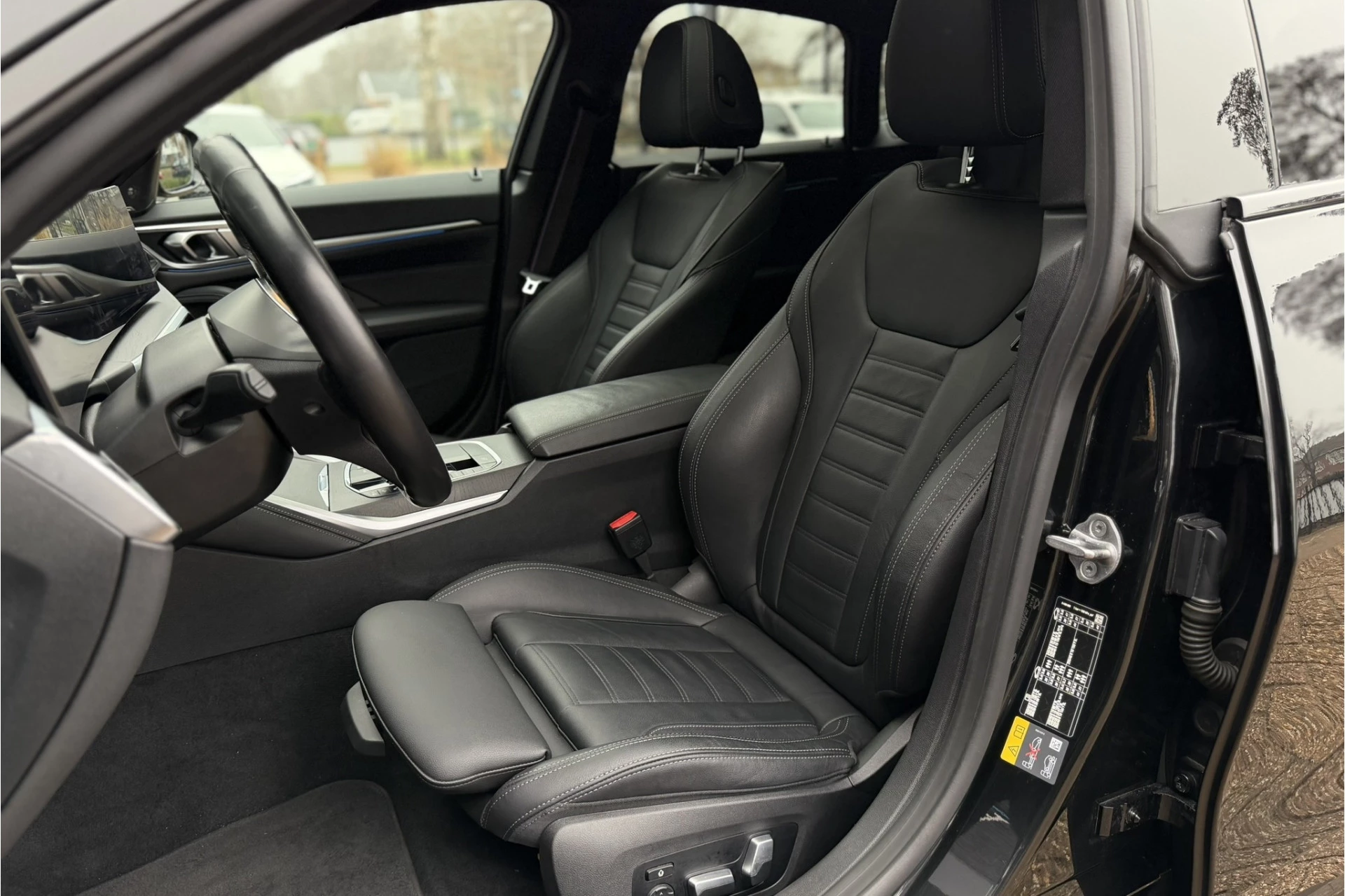 Hoofdafbeelding BMW i4