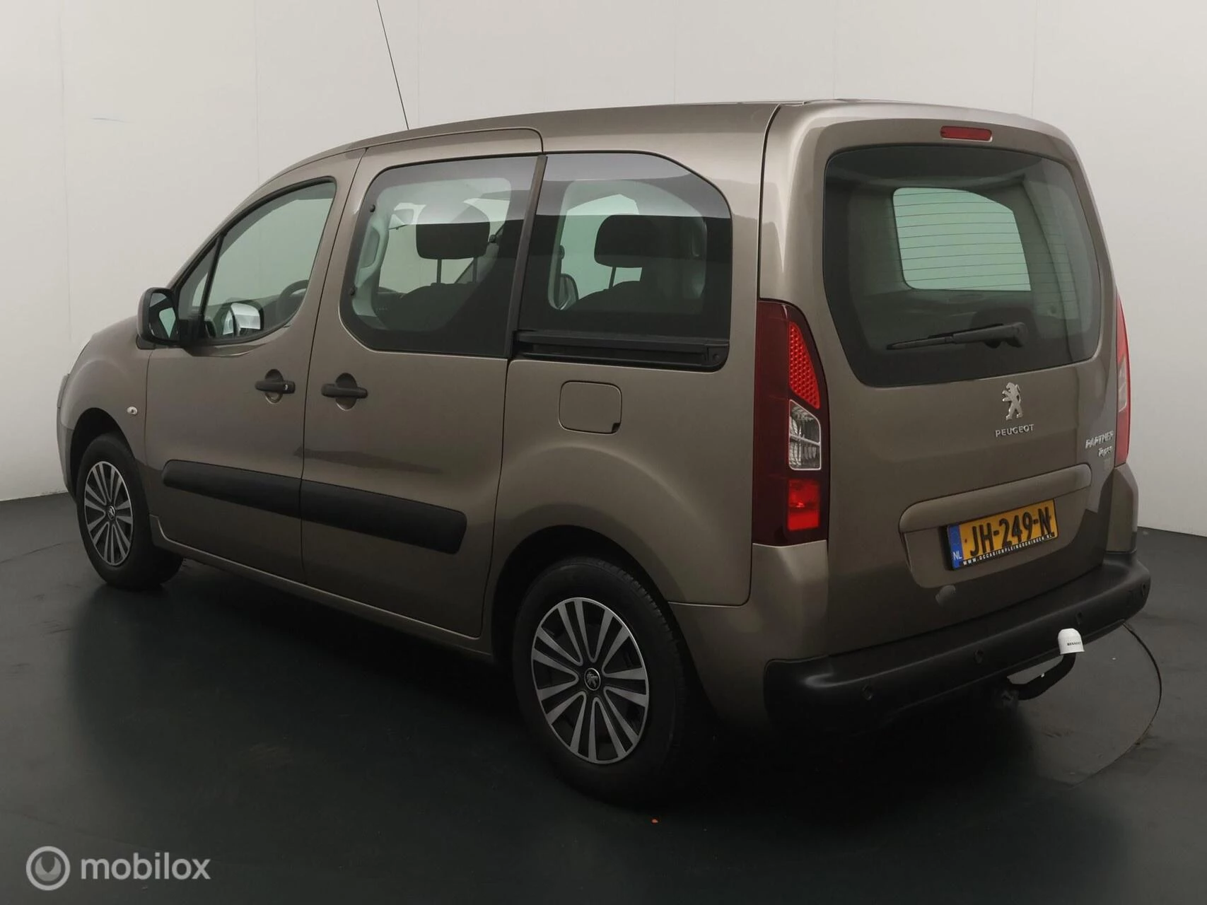 Hoofdafbeelding Peugeot Partner