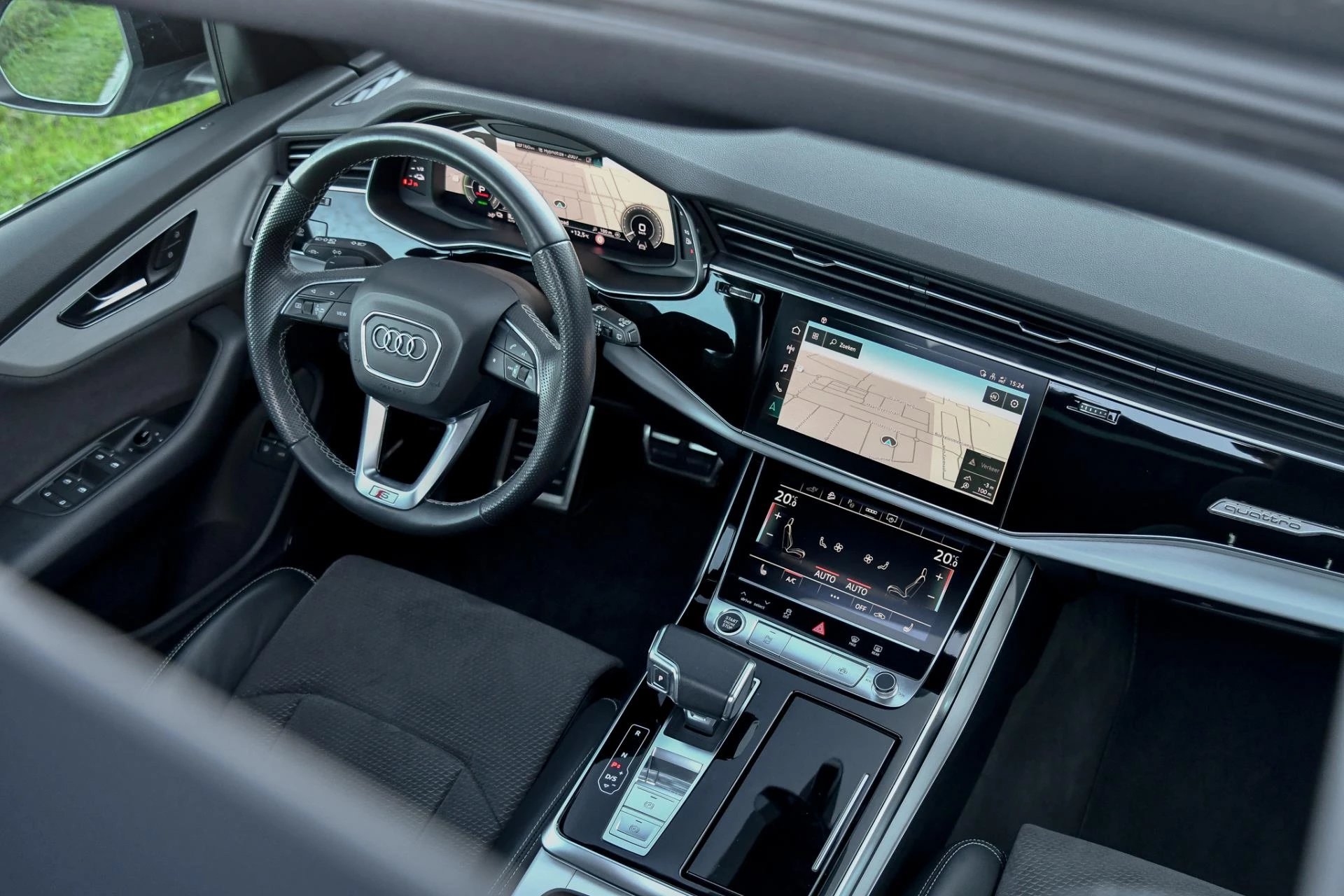 Hoofdafbeelding Audi Q8