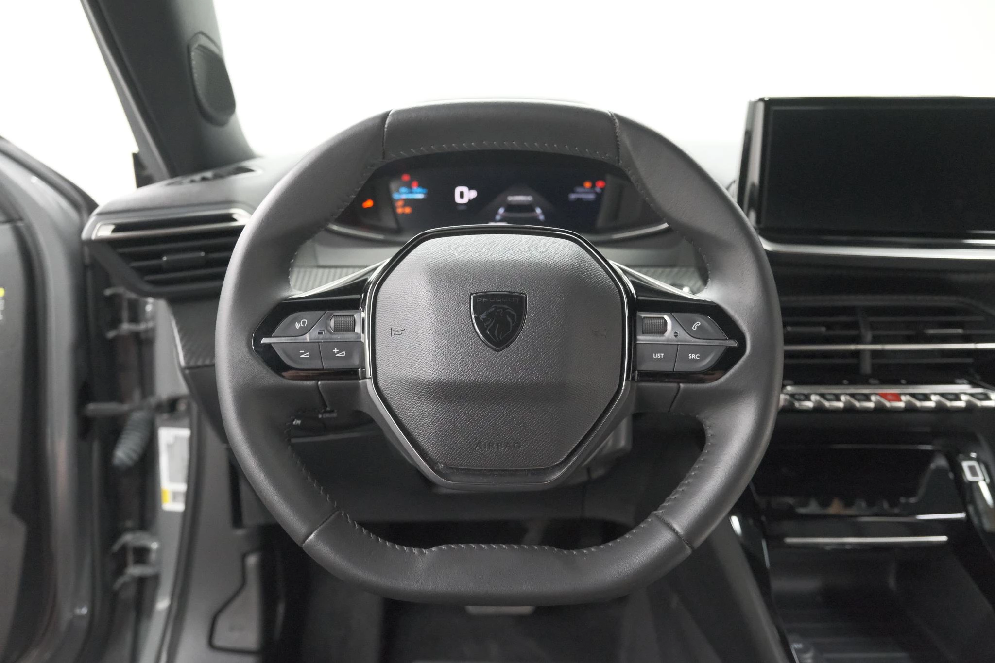Hoofdafbeelding Peugeot e-2008