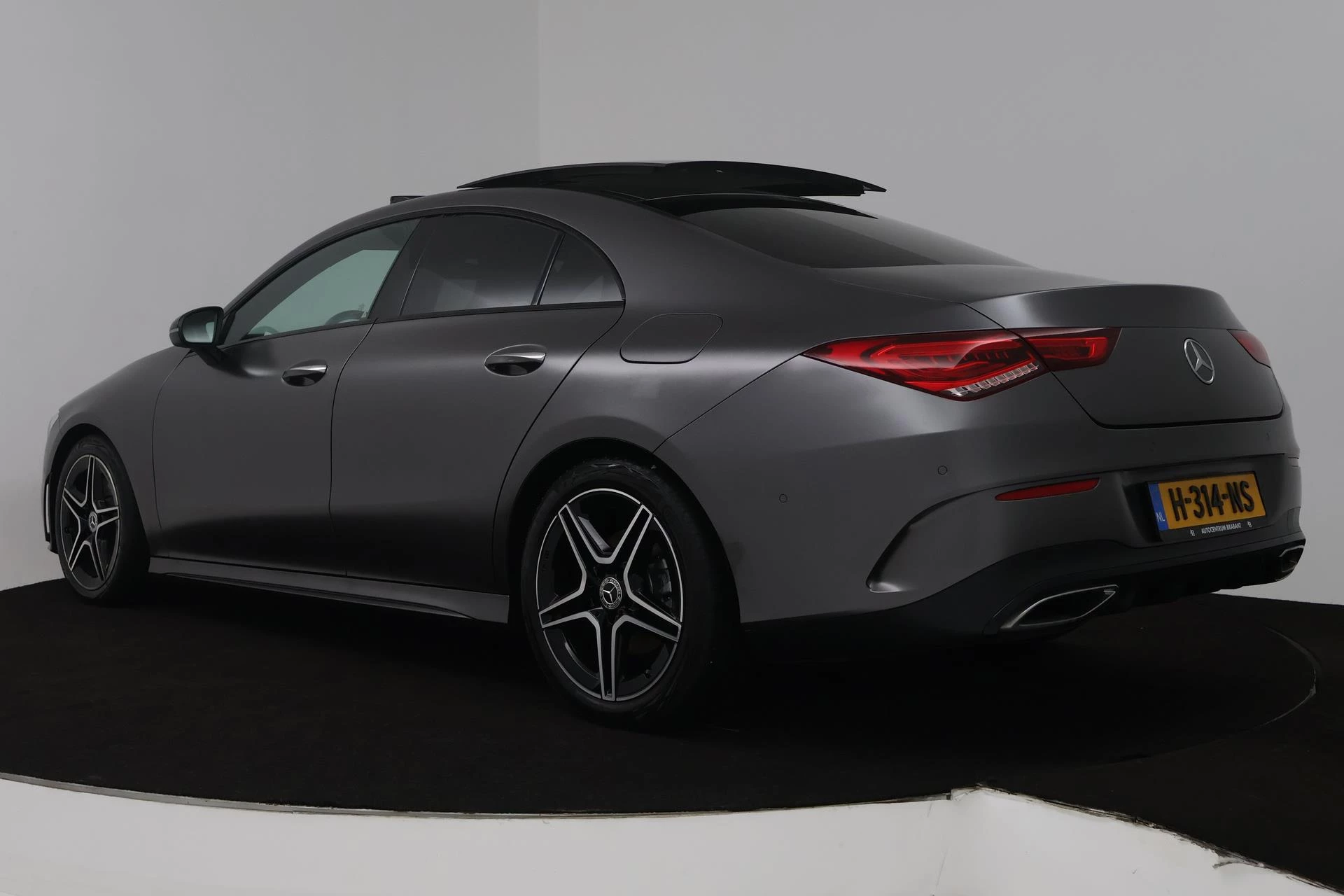 Hoofdafbeelding Mercedes-Benz CLA