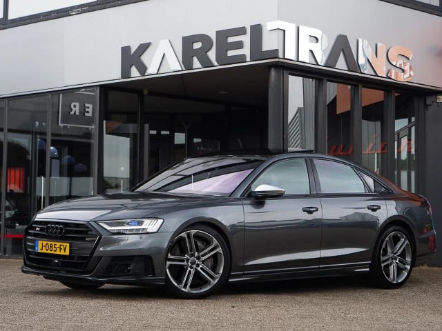 Hoofdafbeelding Audi S8