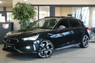 Hoofdafbeelding CUPRA Leon CUPRA Leon 1.4 e-Hybrid VZ Black 245PK Pano Led Cam Navi ACC Virtual
