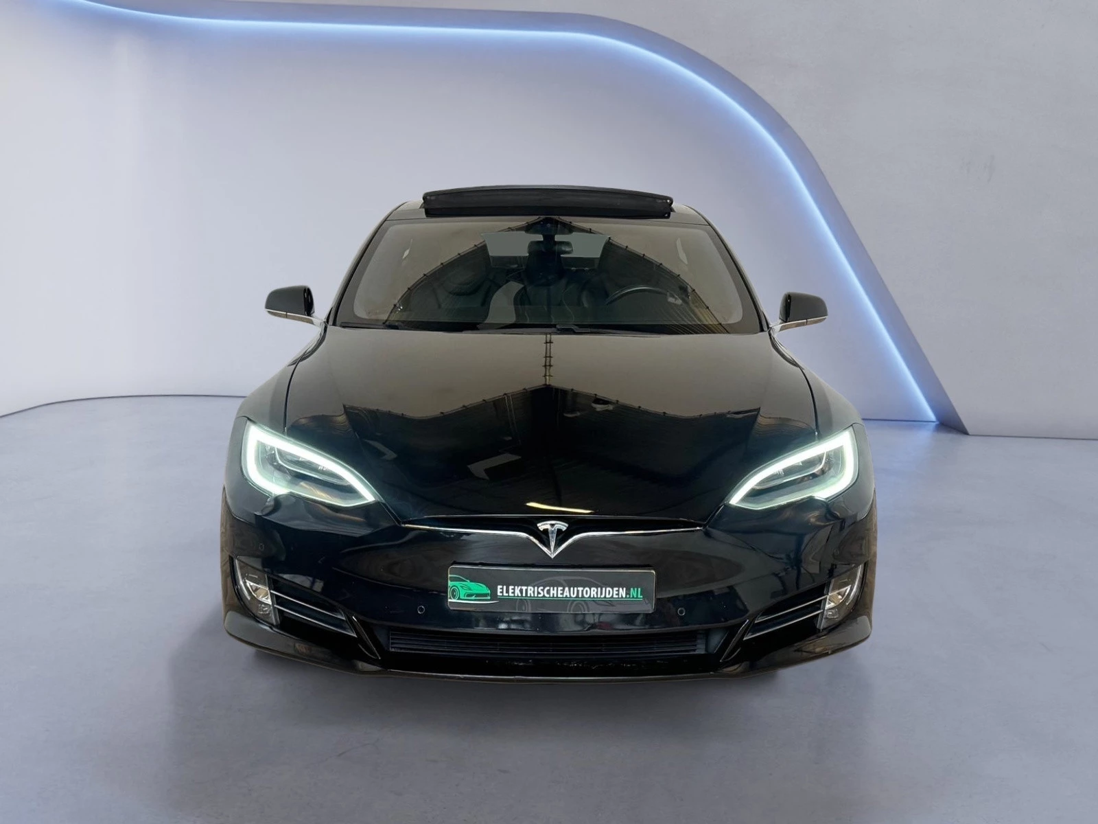 Hoofdafbeelding Tesla Model S