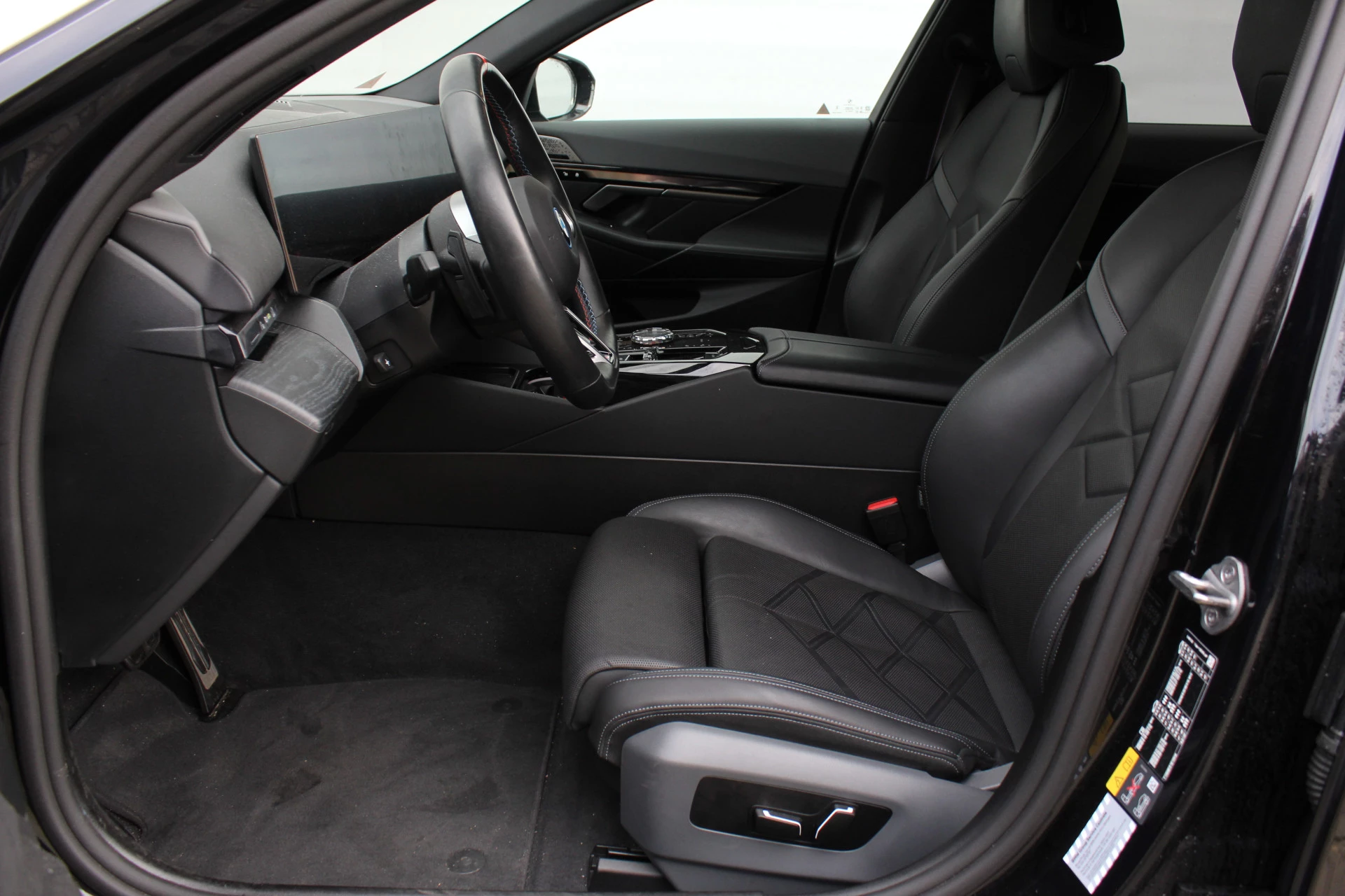 Hoofdafbeelding BMW i5