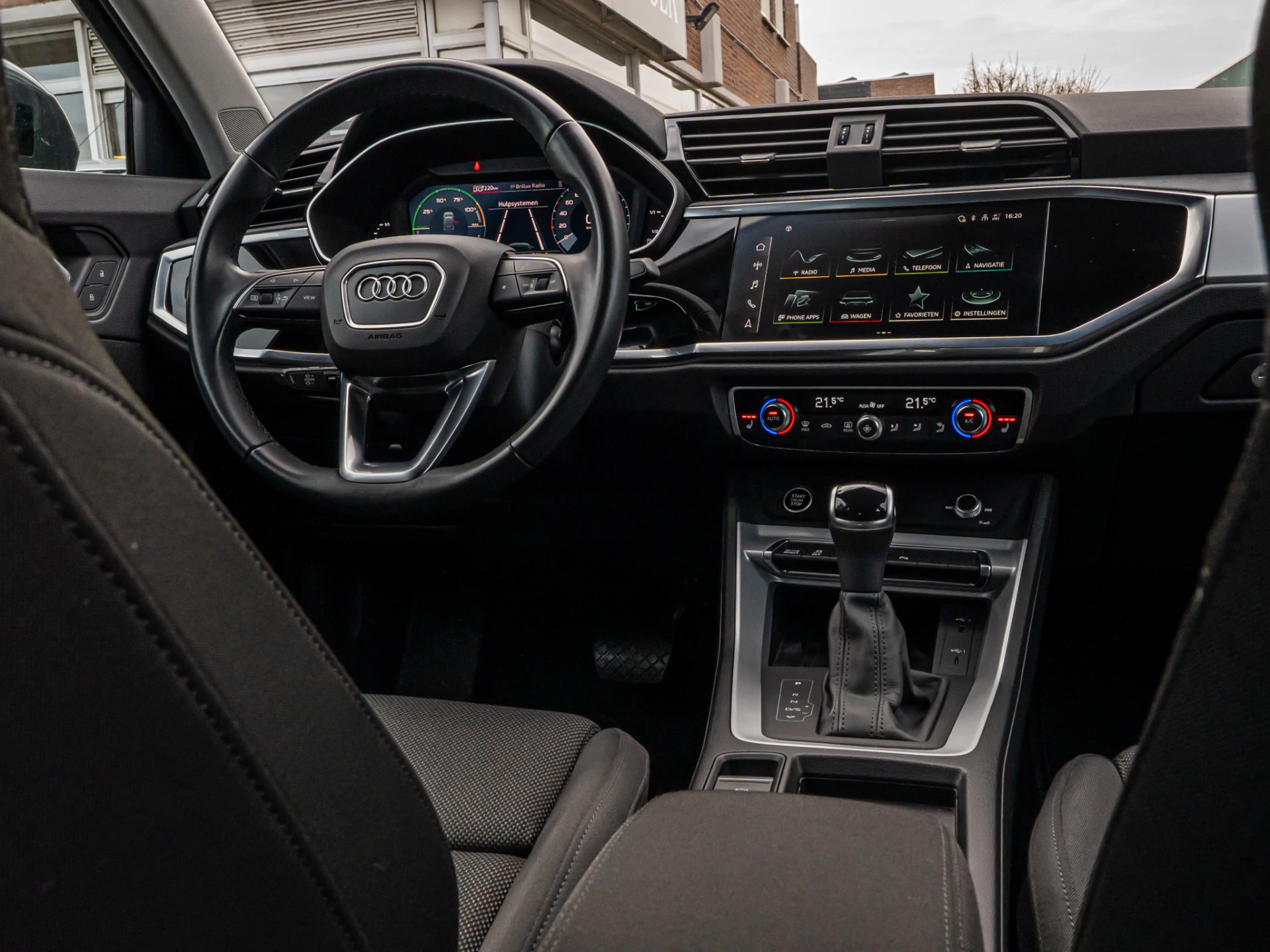 Hoofdafbeelding Audi Q3