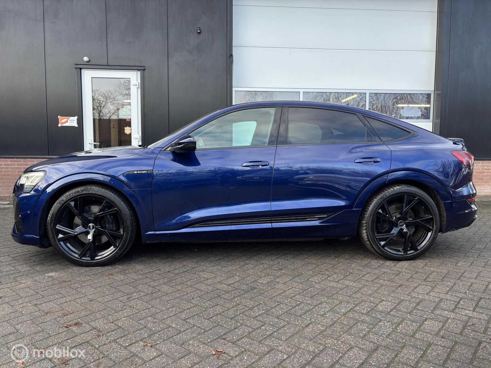 Hoofdafbeelding Audi e-tron