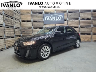 Hoofdafbeelding Audi A1 Sportback Audi A1 Sportback 30 TFSI Advanced edition S-Line Carplay Navigatie Stoelverwarming 16"LM