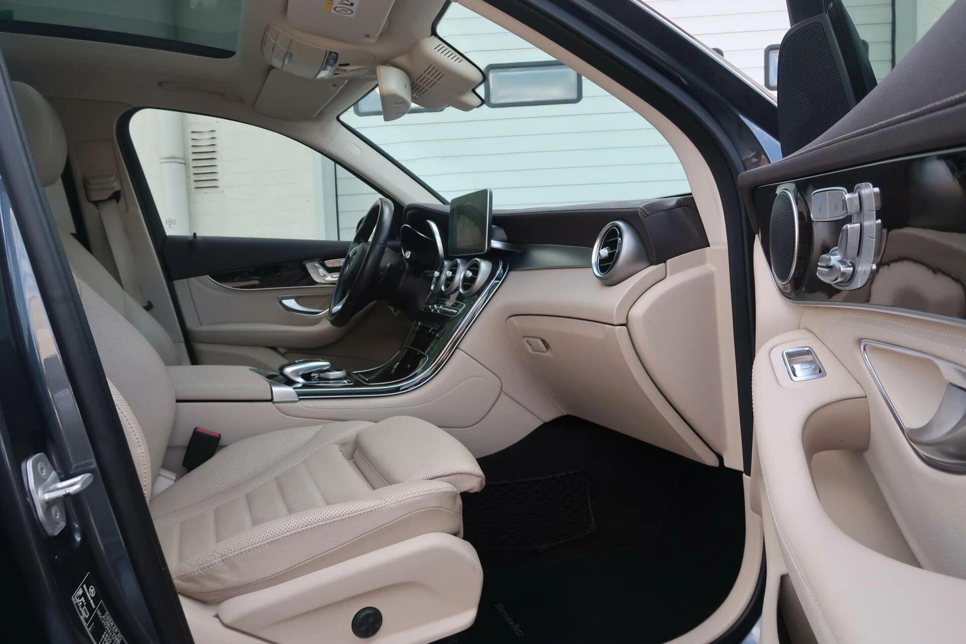 Hoofdafbeelding Mercedes-Benz GLC