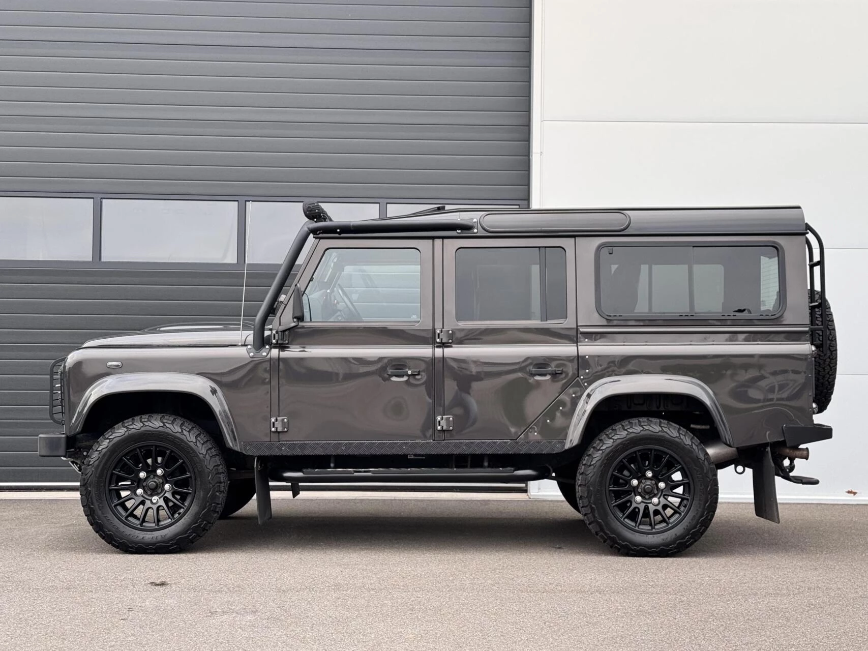 Hoofdafbeelding Land Rover Defender