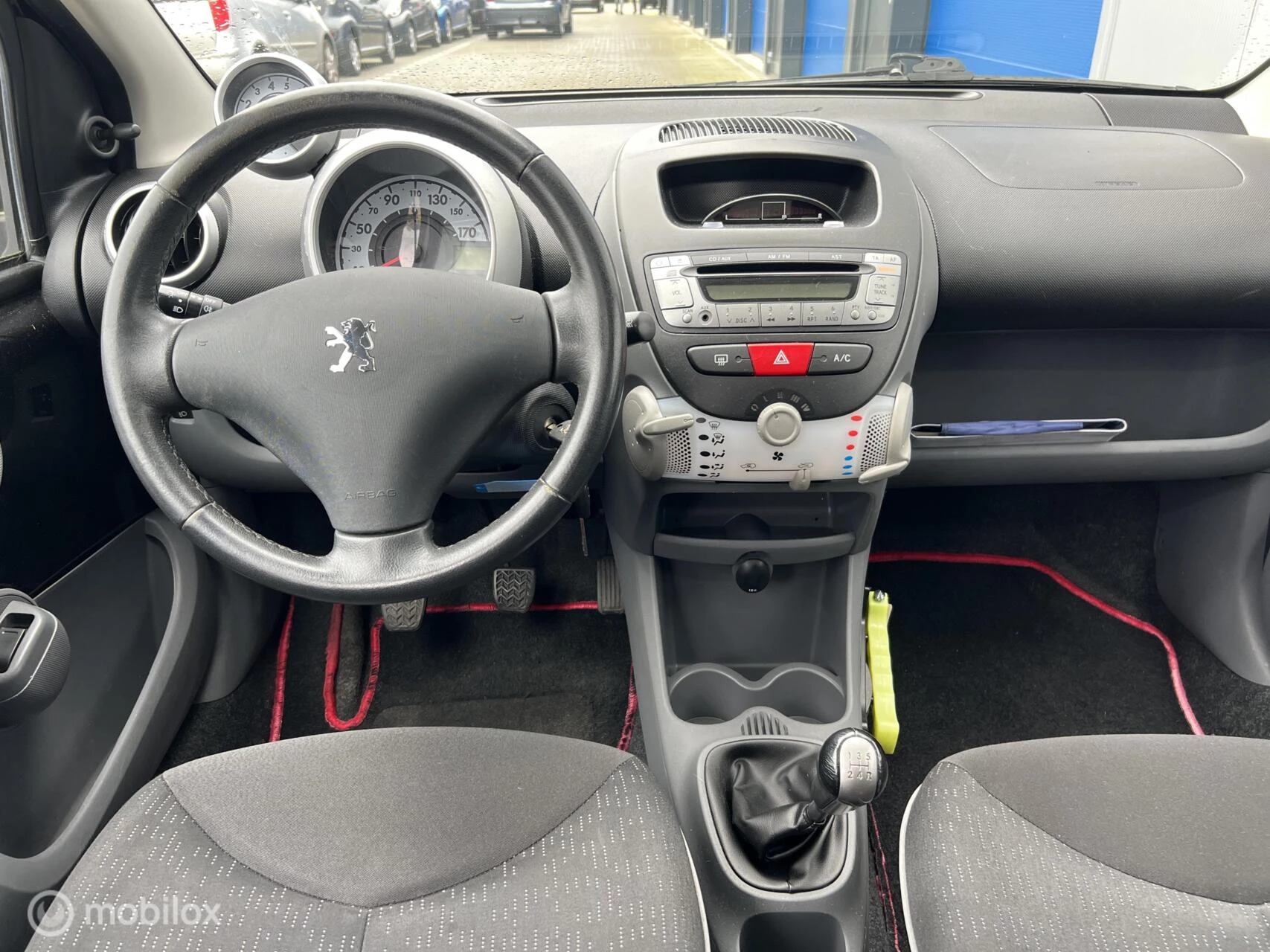 Hoofdafbeelding Peugeot 107