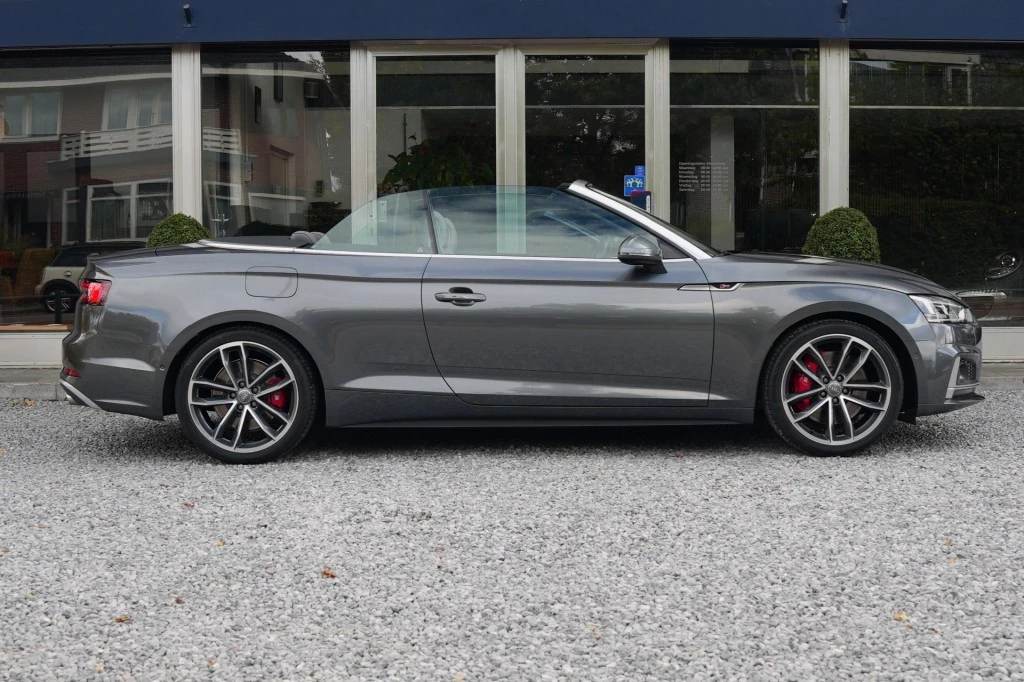Hoofdafbeelding Audi S5