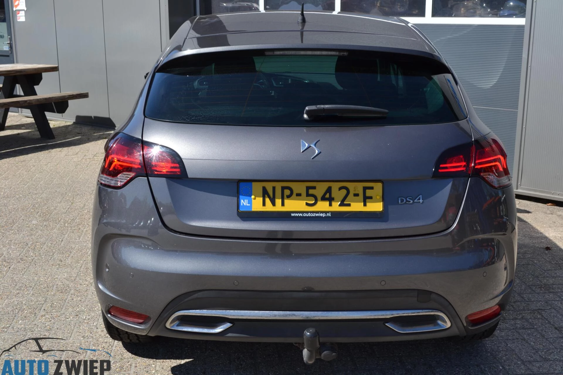 Hoofdafbeelding DS DS 4