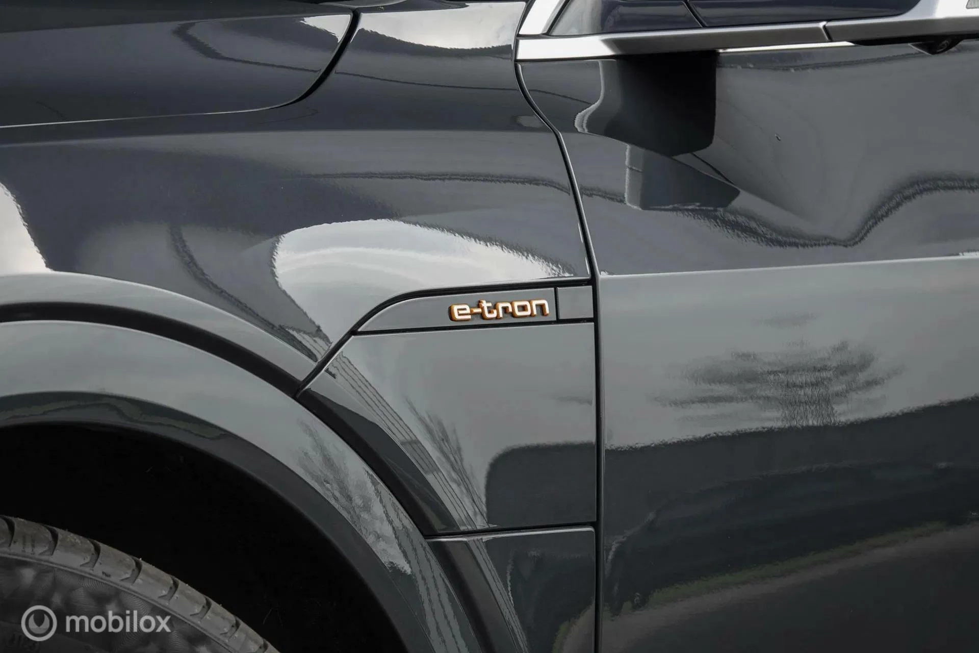 Hoofdafbeelding Audi e-tron